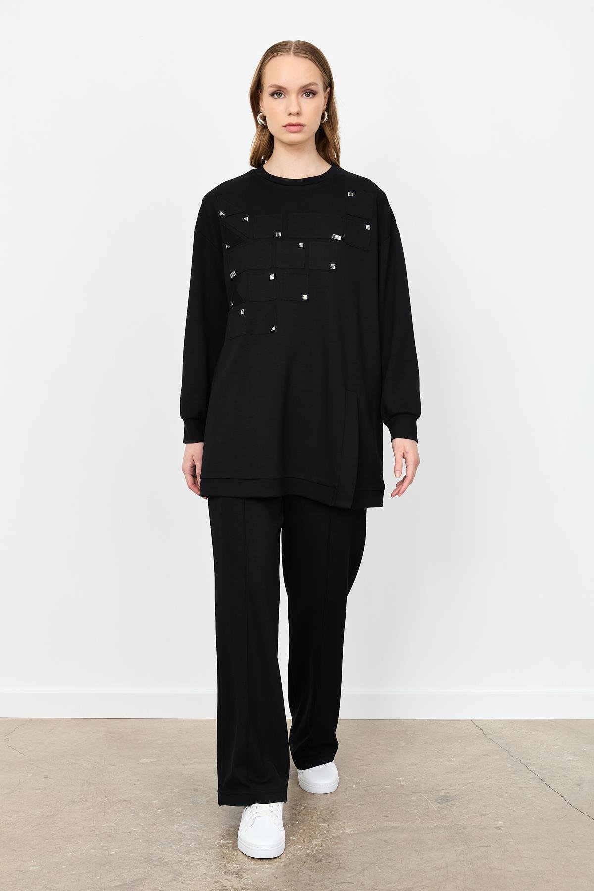 Taş Detay Yırtmaçlı Sweatshirt-SİYAH