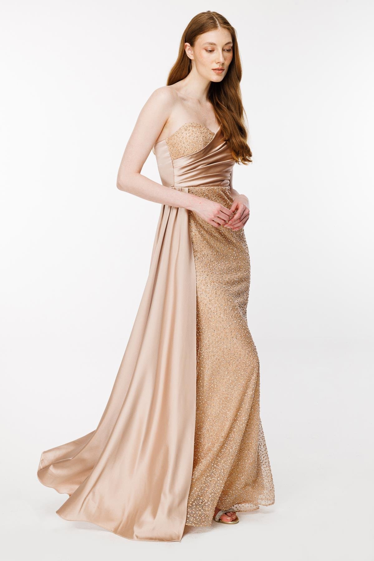 Taş İşlemeli Tek Omuz Uzun Abiye-GOLD