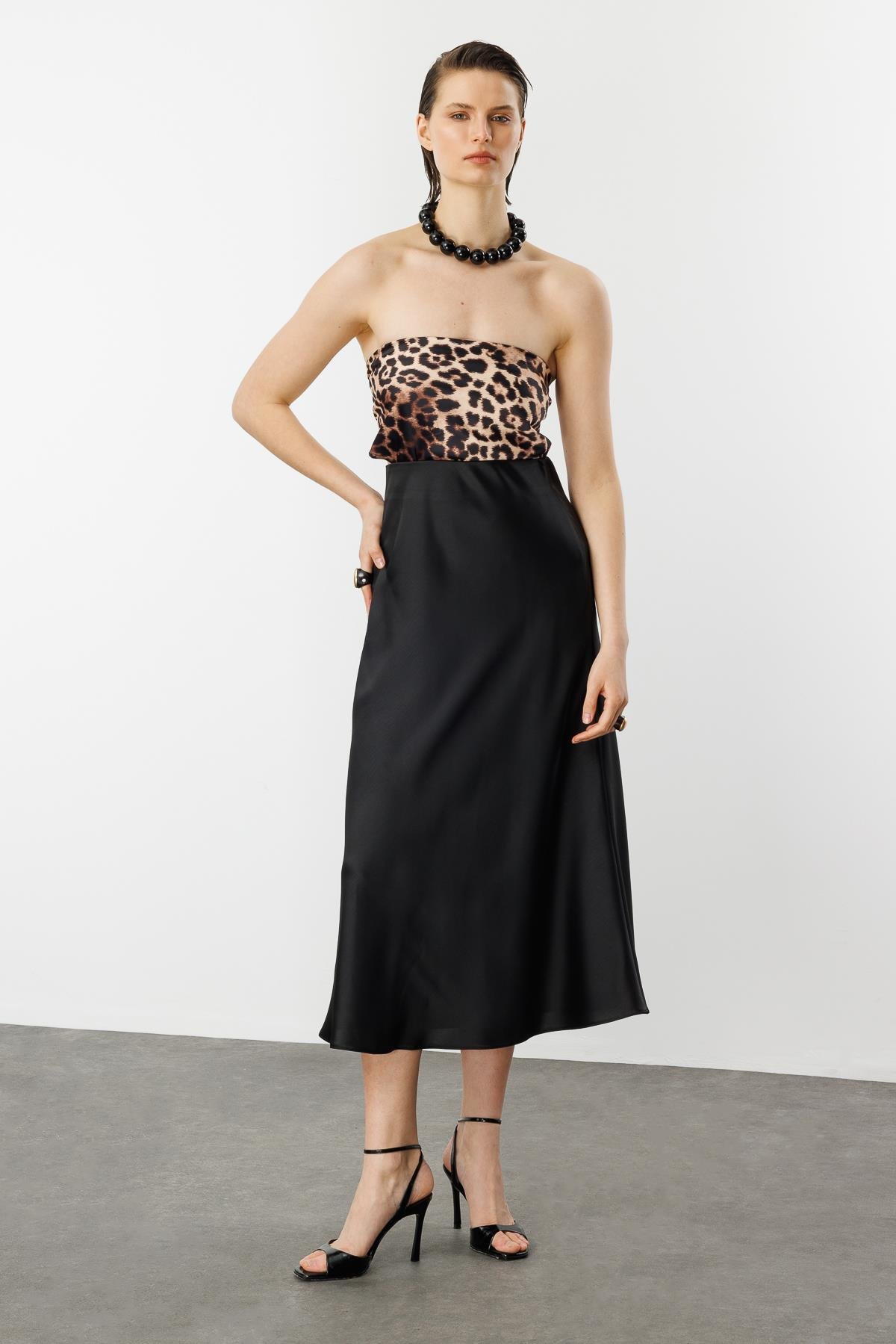 Uzun Saten Etek-SİYAH