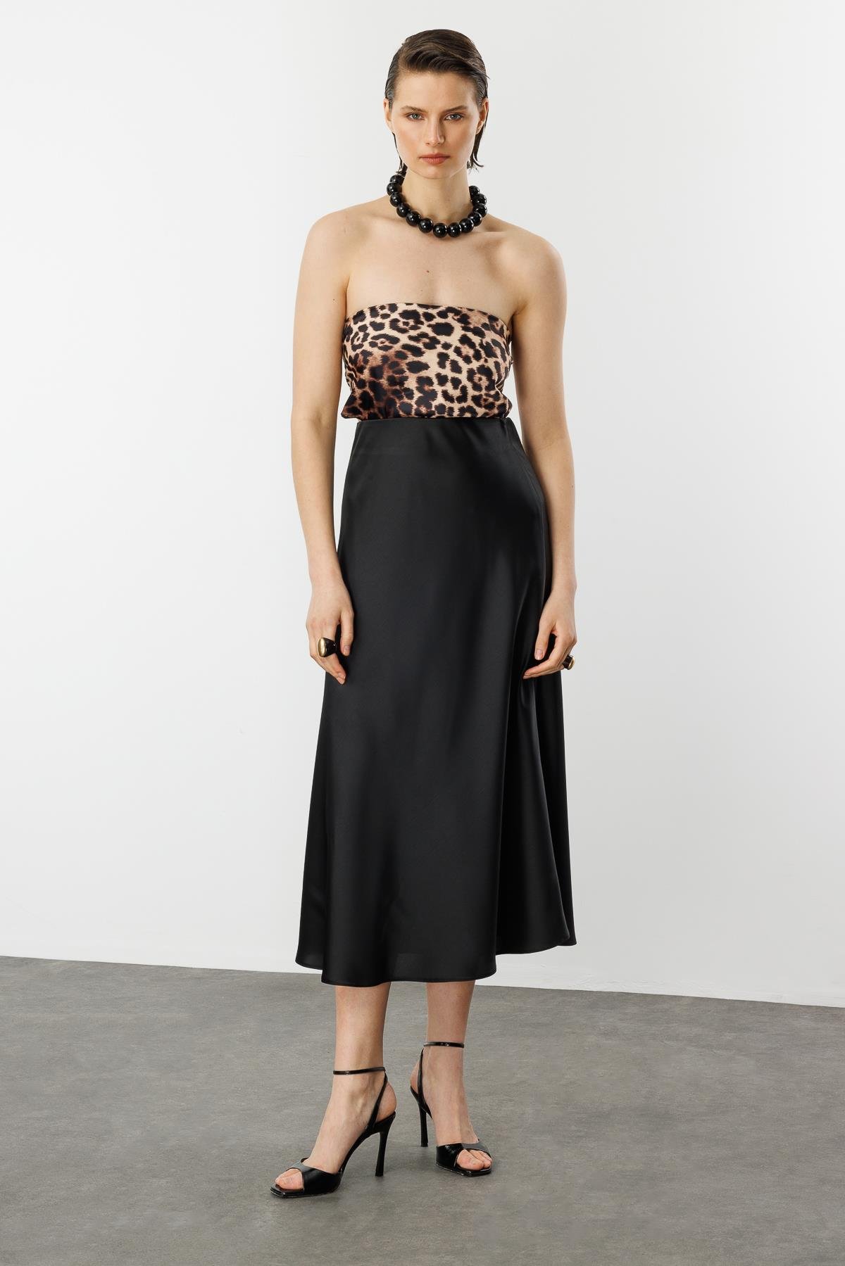 Uzun Saten Etek-SİYAH