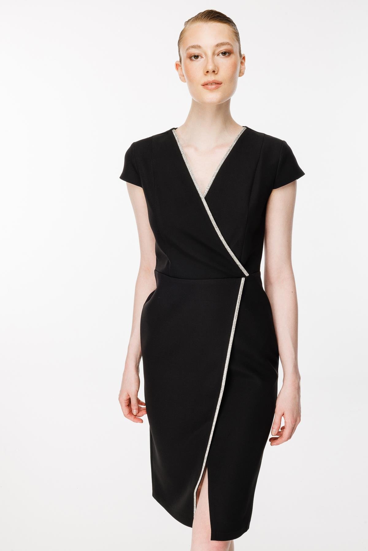 V Yaka Taşlı Kısa Abiye Elbise-SİYAH