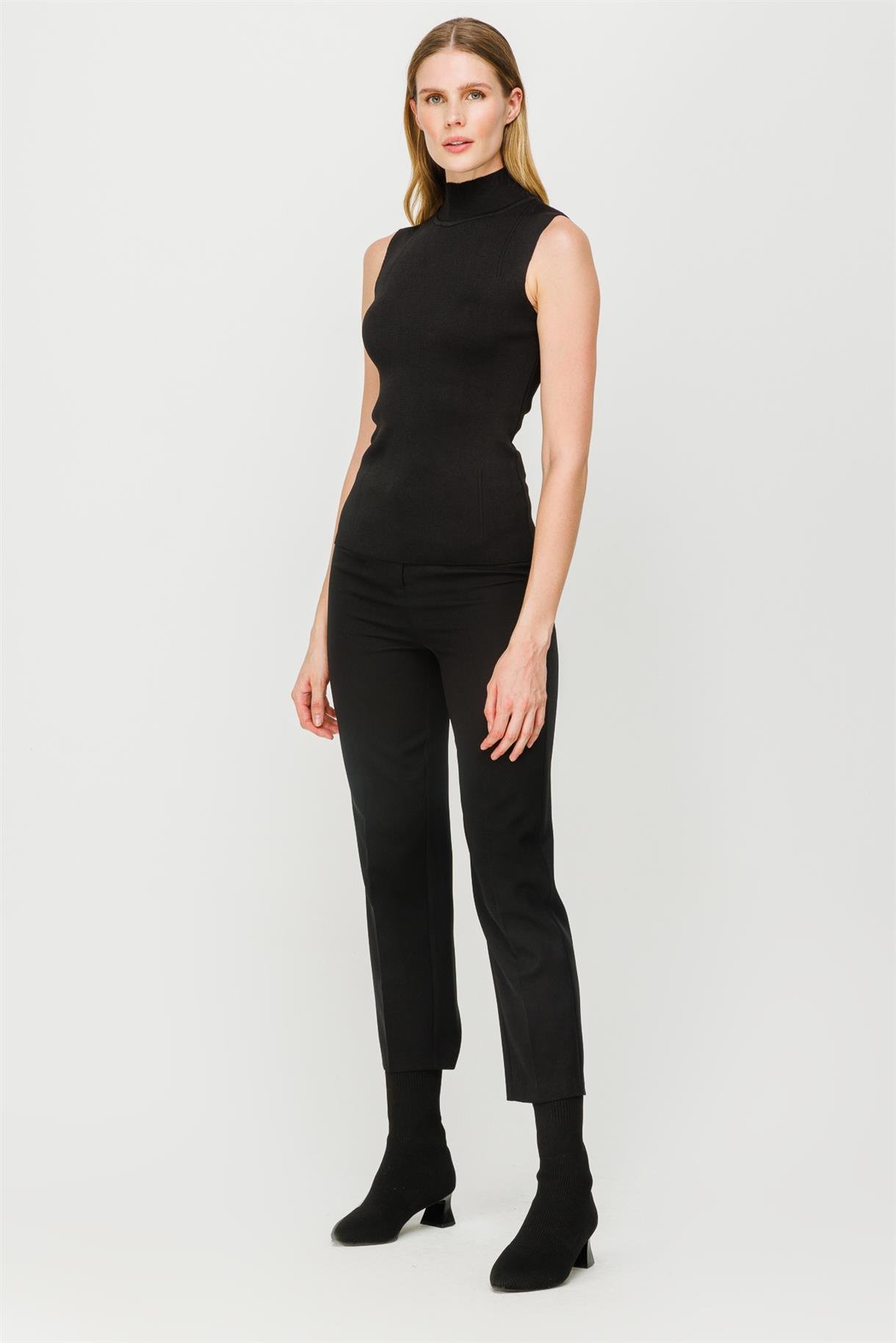 Yarım Balıkçı Kolsuz Basic Triko Kazak-SİYAH