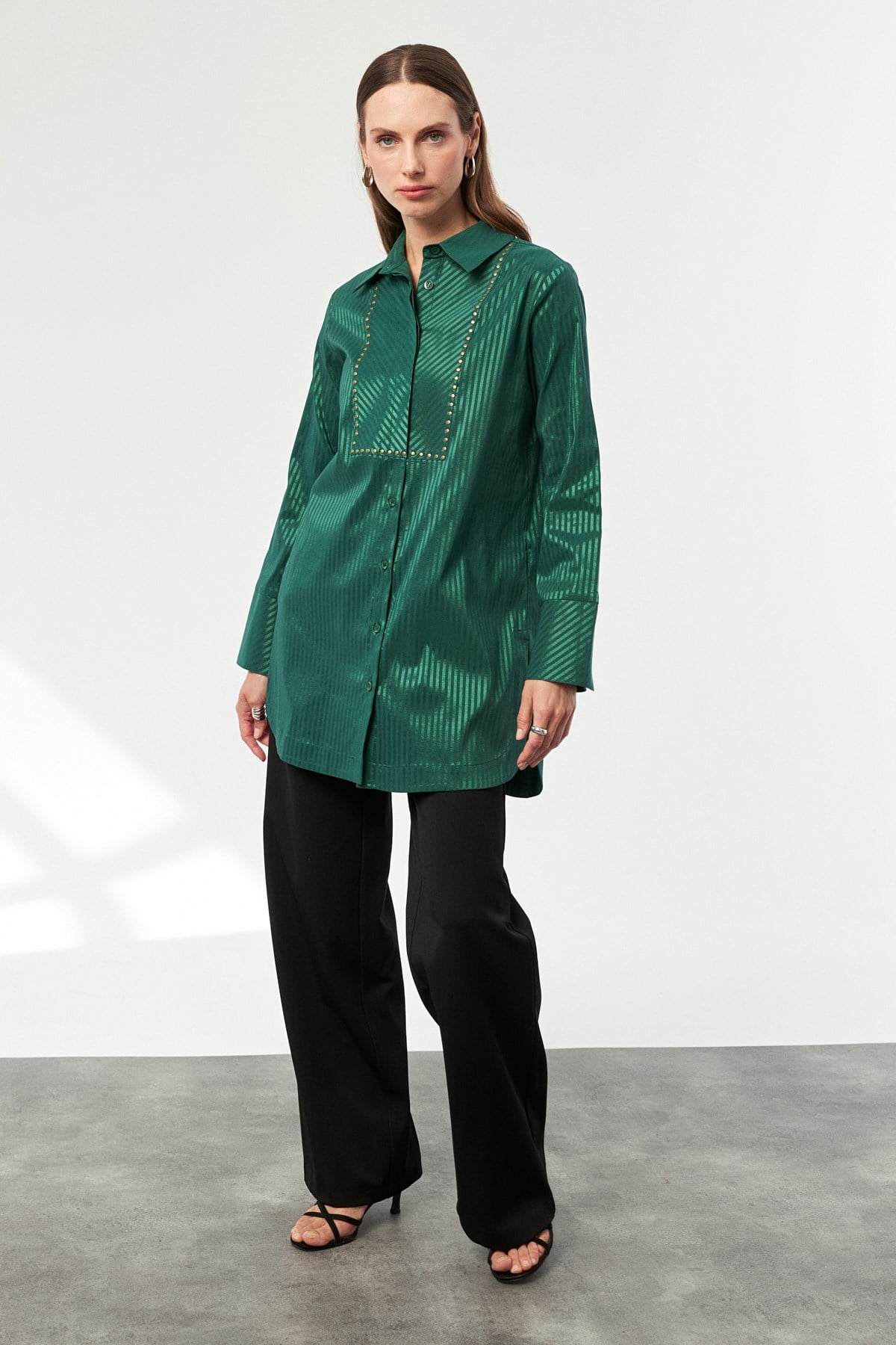 Zımba Detay Jakarlı Tunik Gömlek-YEŞİL