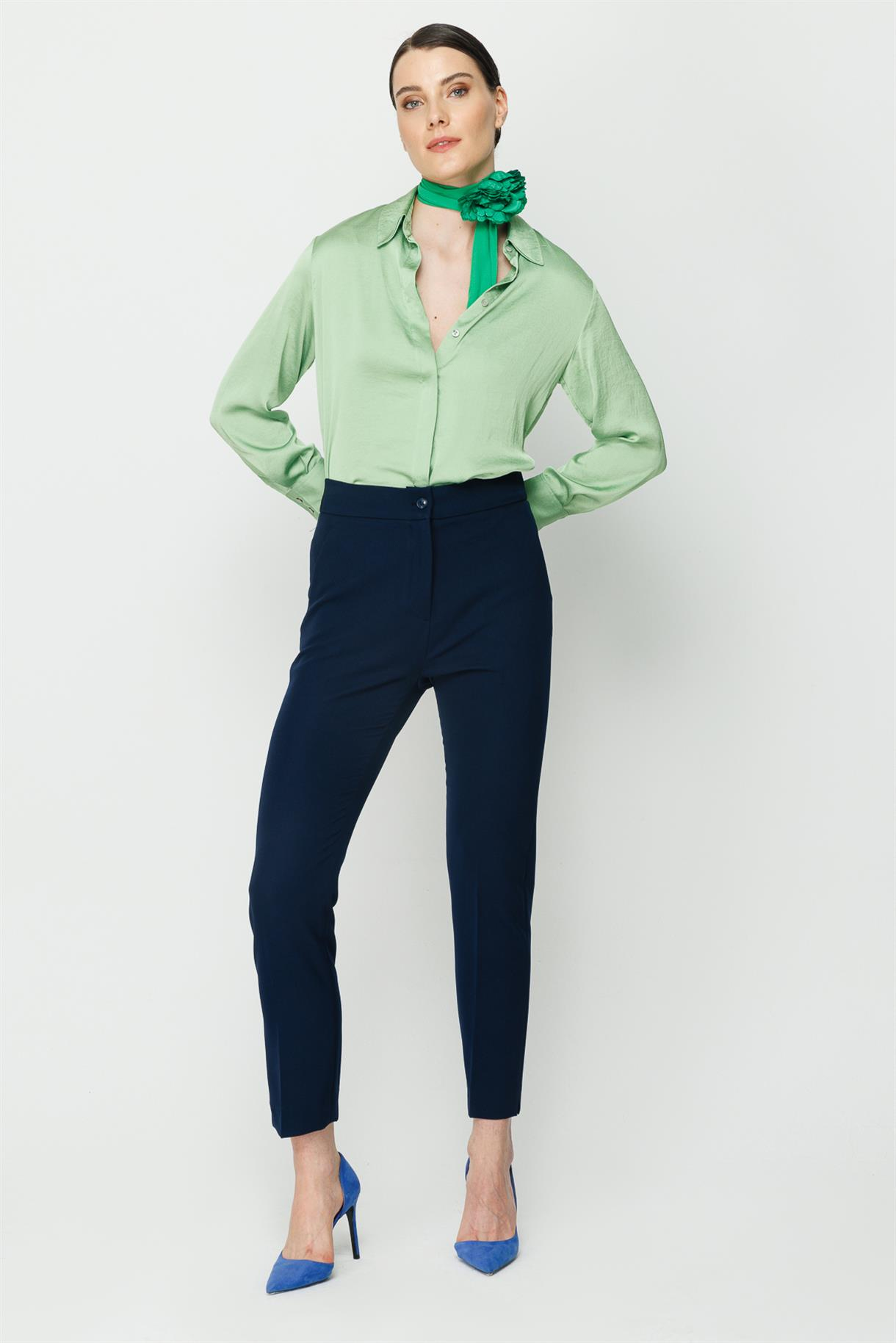 Arkası Lastikli Fit Kesim Pantolon - LACI