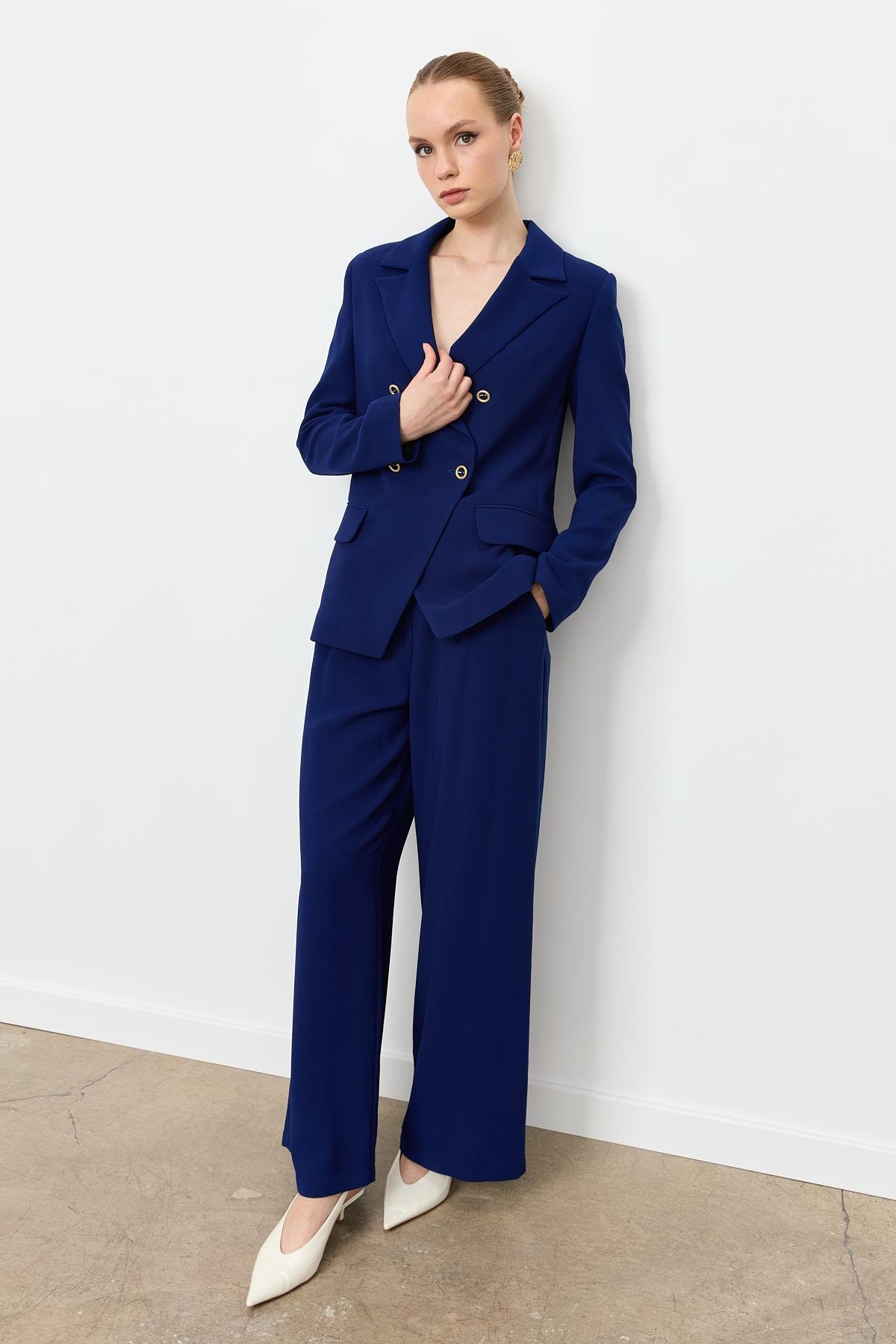 Asimetrik Kesim Krep Ceket-LACI