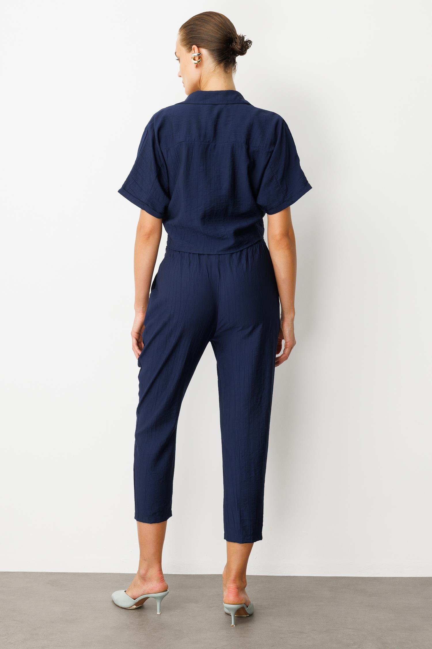 Bağlama Detaylı Crop Gömlek-LACI