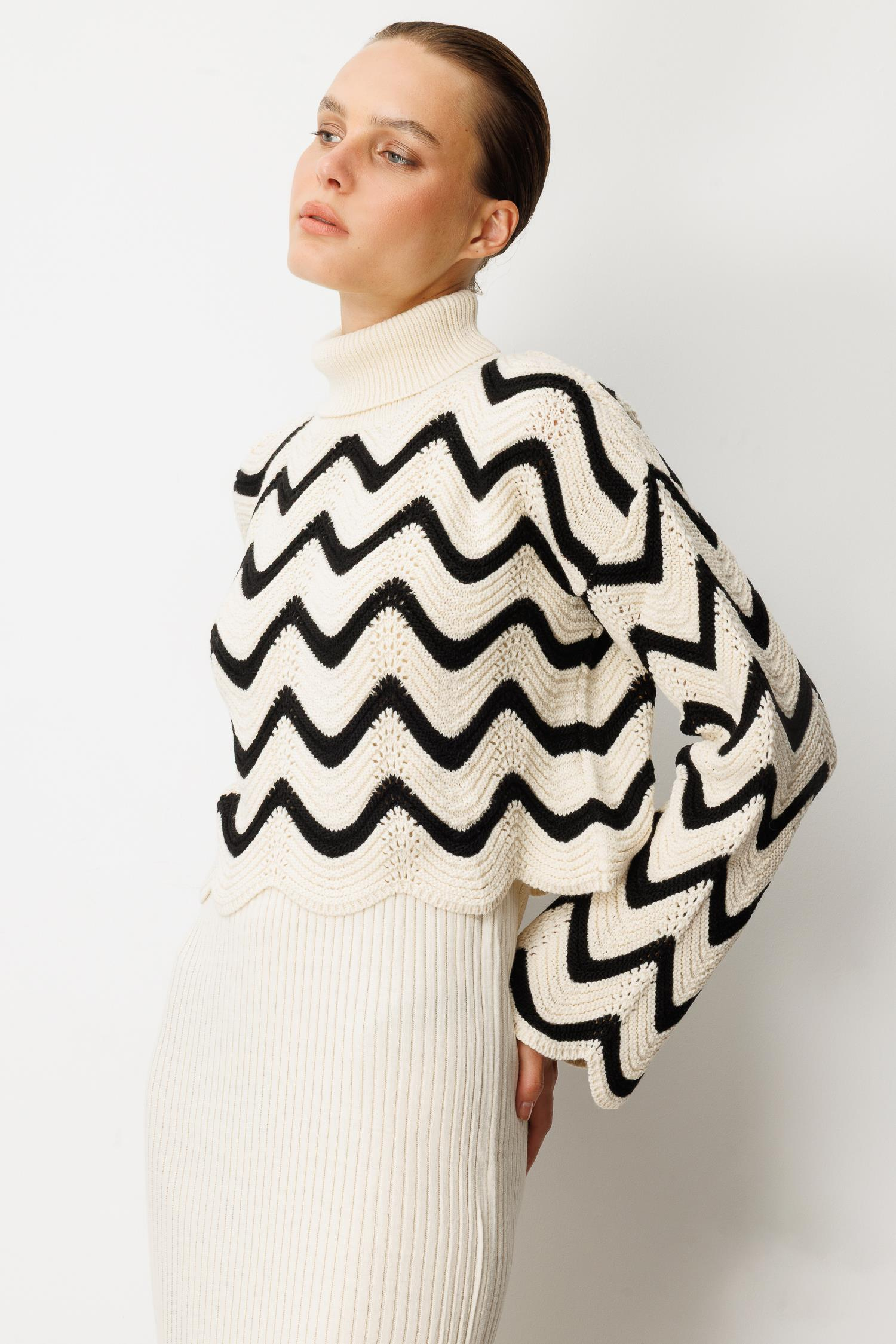 Balıkçı Yaka Desenli Triko Takım Elbise-KREM