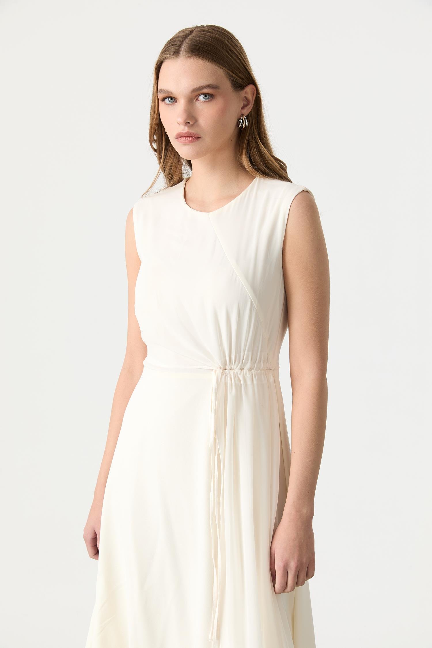 Beli Drapeli Tül Detay Krep Elbise-KEMIK