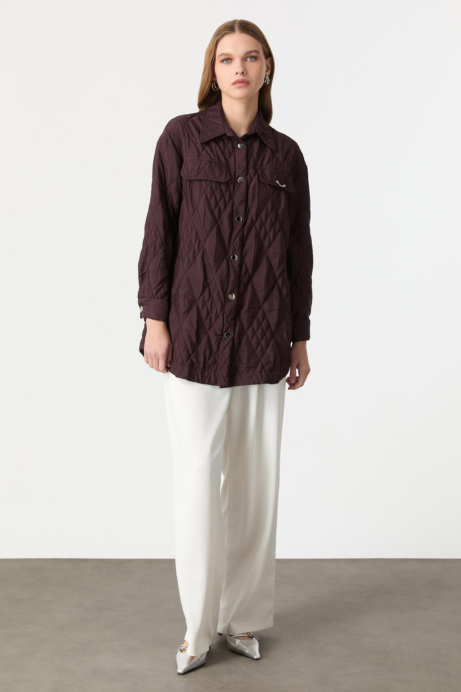 Broş Detaylı Kapitone Tunik Gömlek-MÜRDÜM