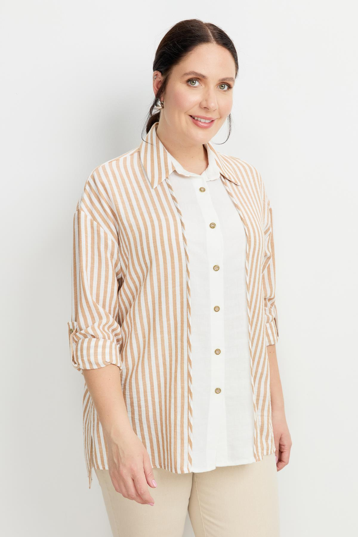 Büyük Beden Çizgi Detaylı Gömlek-CAMEL