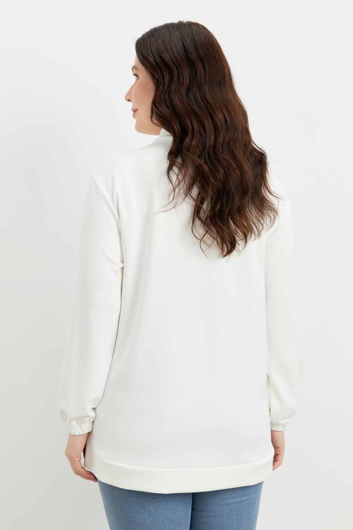 Büyük Beden Degaje Yaka Sweatshirt-EKRU