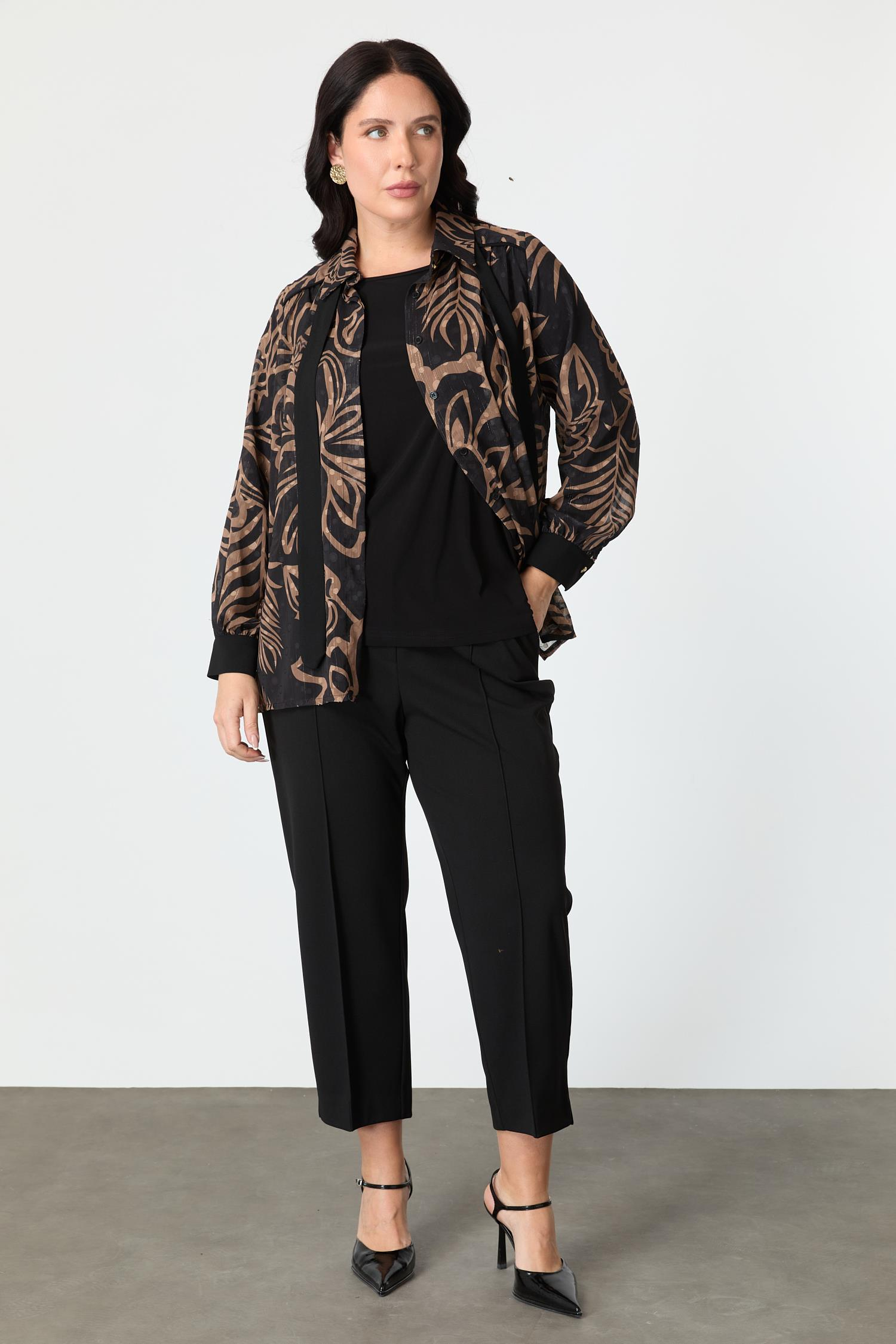 Büyük Beden Desenli Şifon Gömlek-