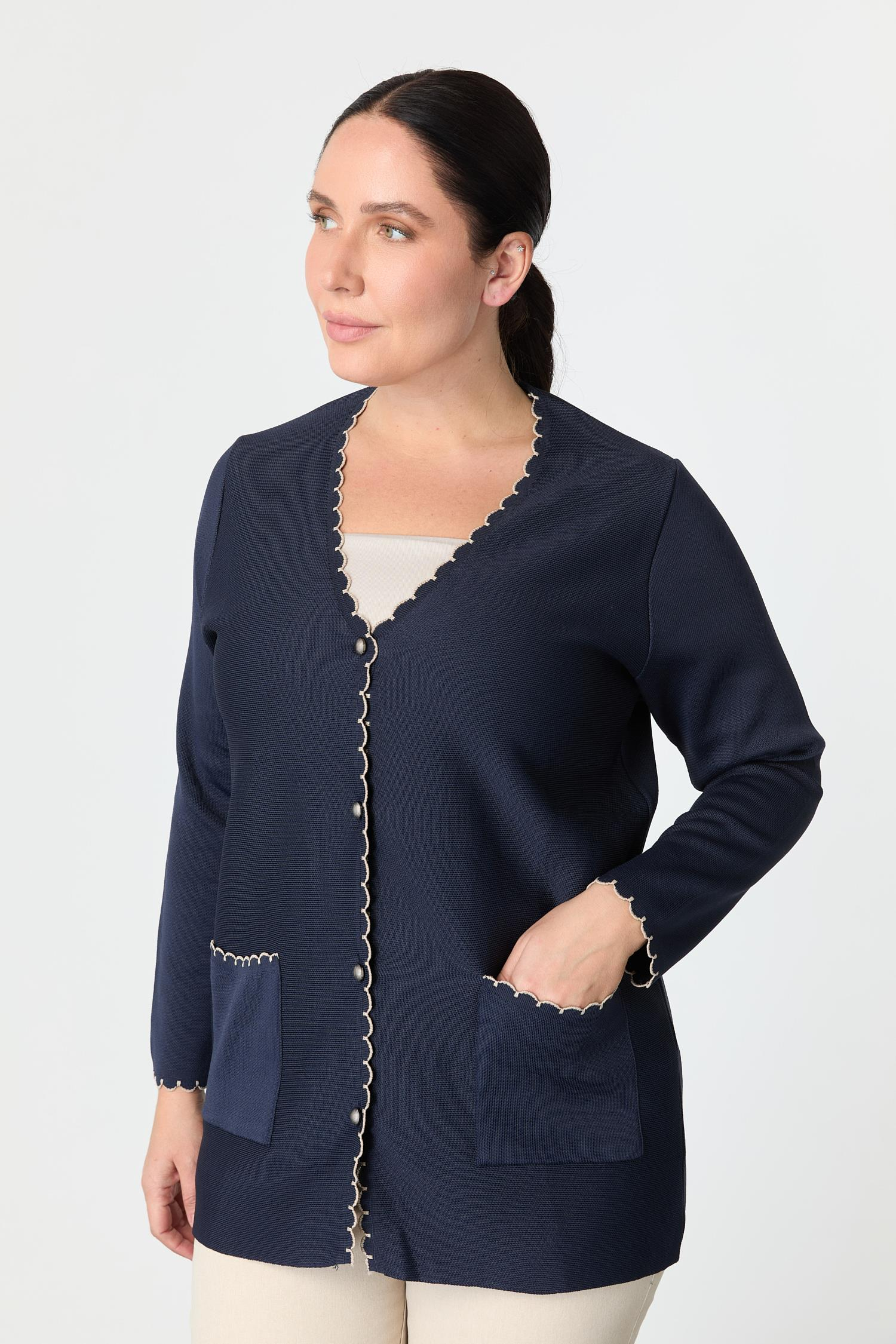 Büyük Beden Düğme Detay Triko Hırka-LACI