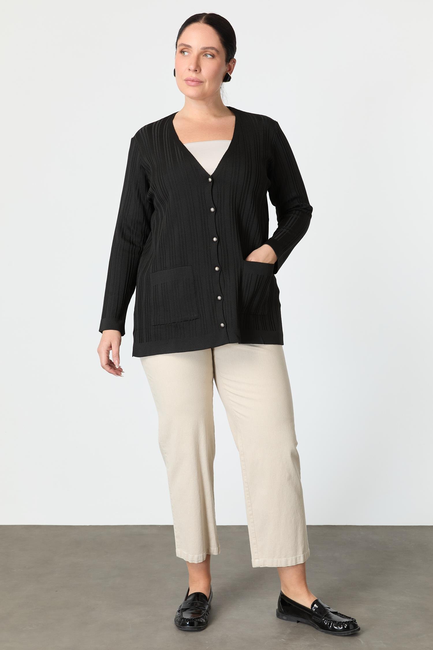 Büyük Beden Kendinden Desenli Triko Hırka-SİYAH