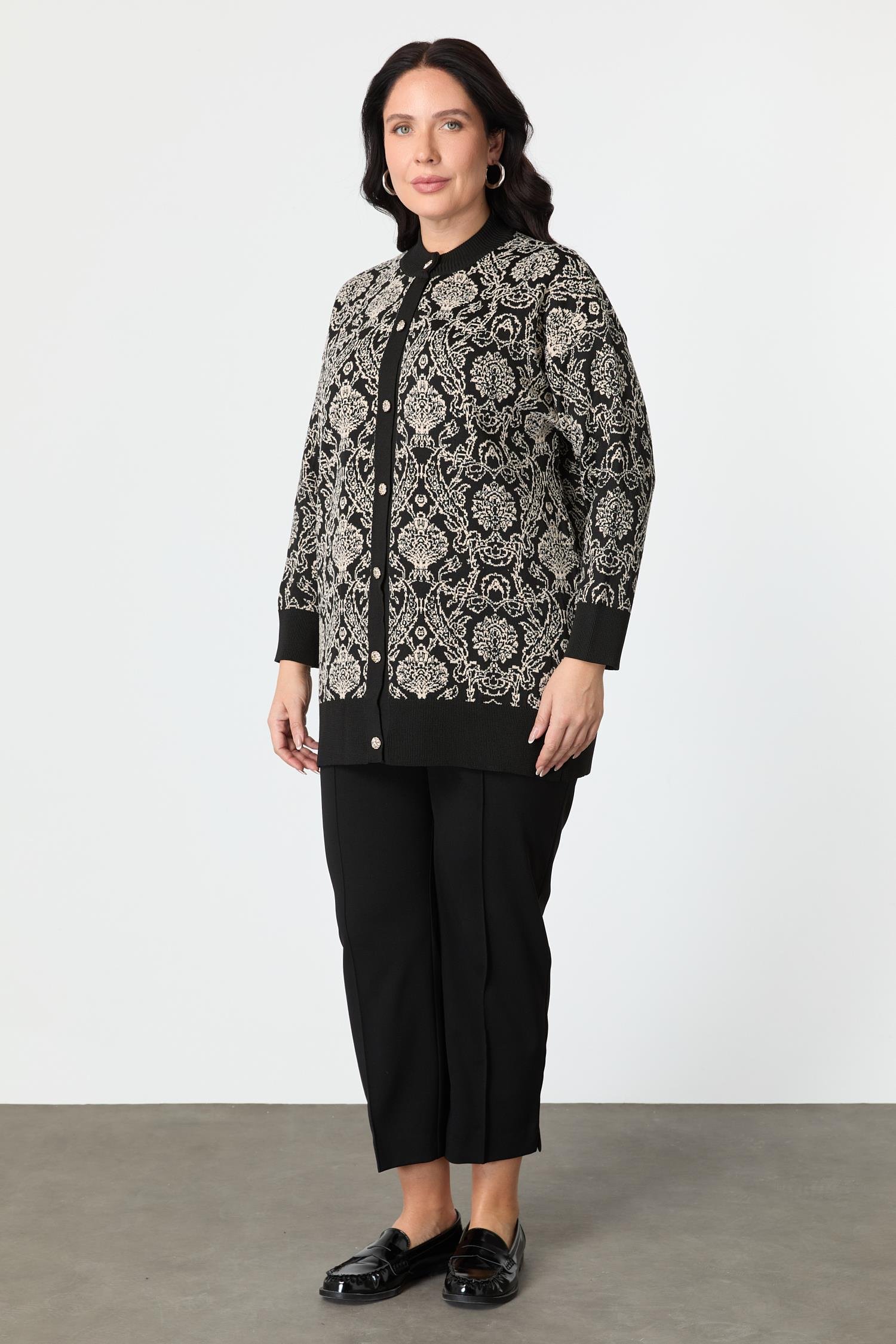 Büyük Beden Soyut Desenli Triko Hırka-SİYAH/KEMİK