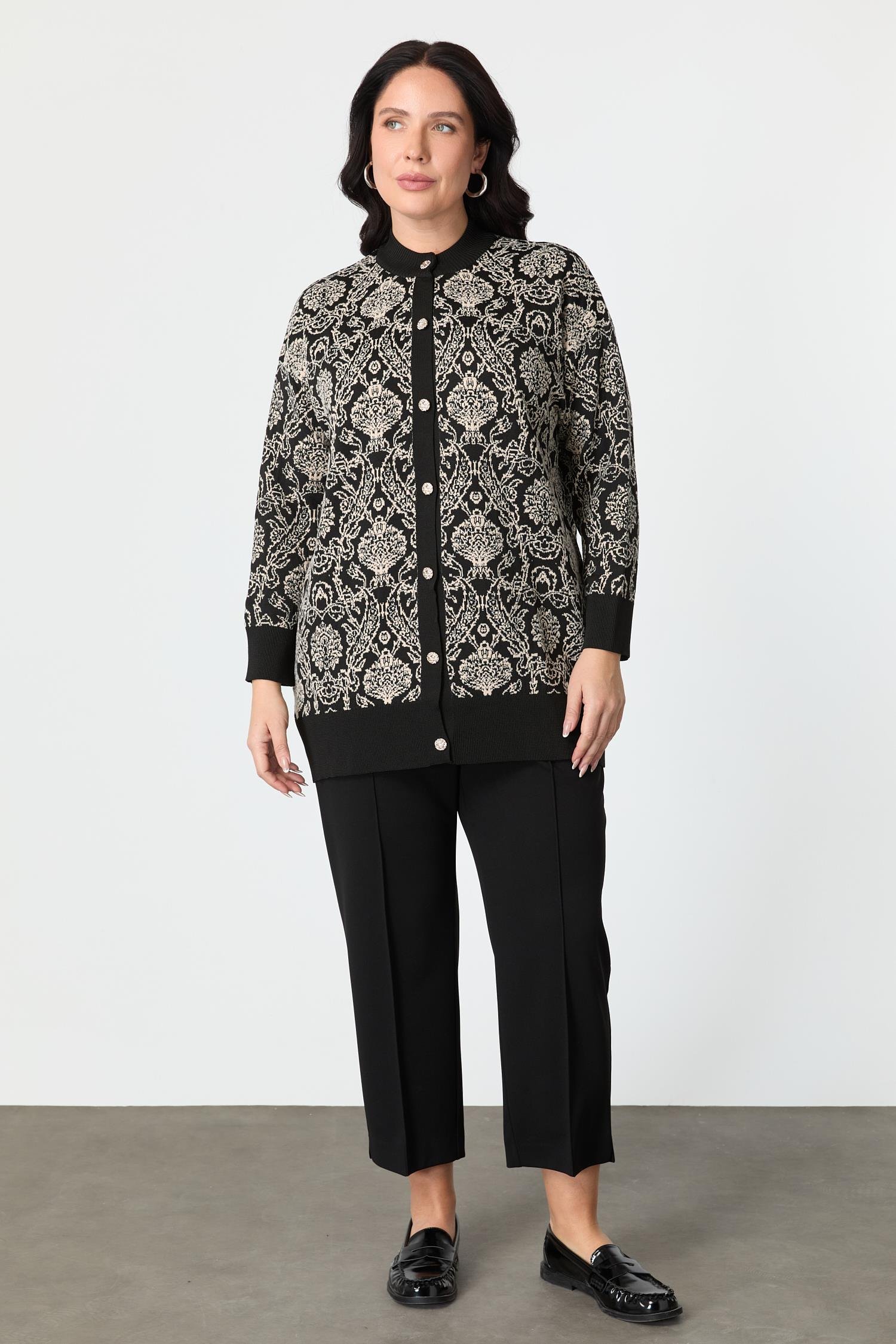 Büyük Beden Soyut Desenli Triko Hırka-SİYAH/KEMİK