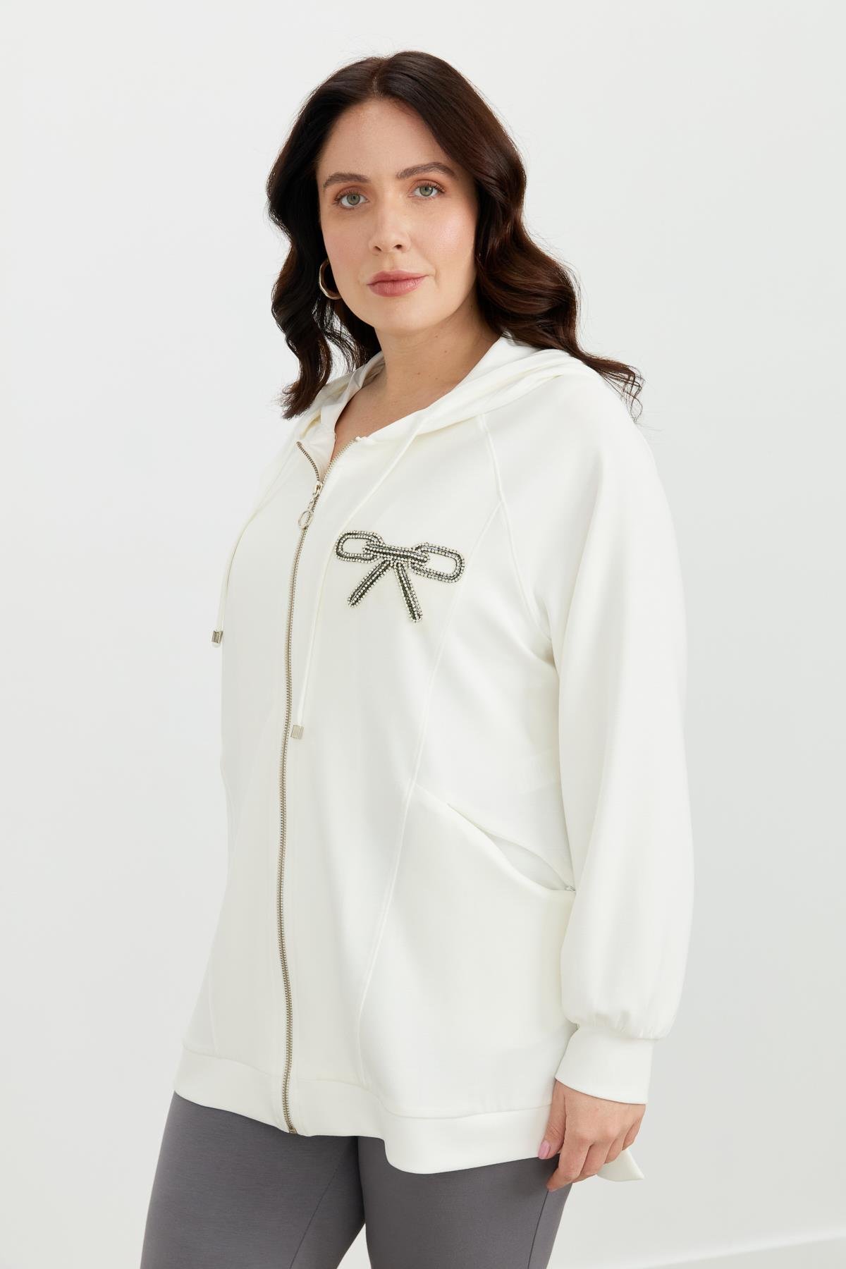 Büyük Beden Taş Baskı Sweatshirt-EKRU