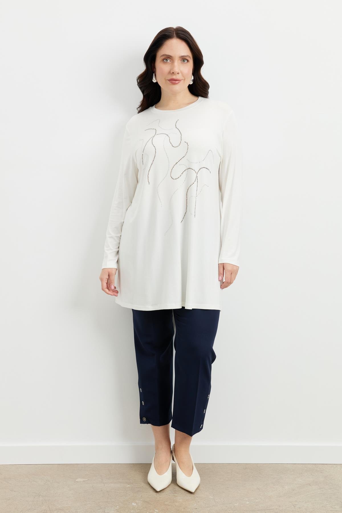 Büyük Beden Taş Detaylı Bluz-KEMIK