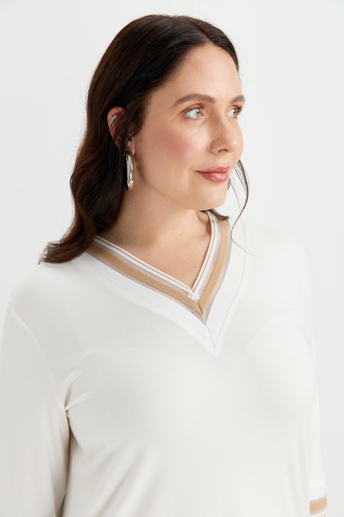 Büyük Beden Tül Şerit Detaylı Bluz-TAŞ