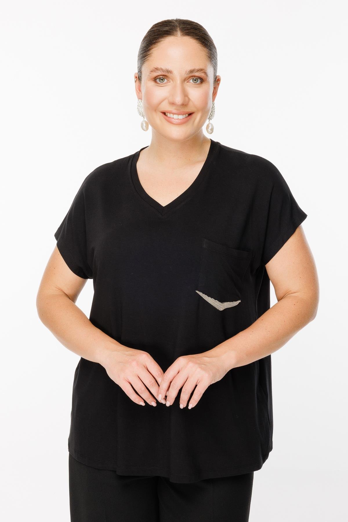 Büyük Beden V Yaka Cebi Boncuk İşlemeli Bluz - SİYAH