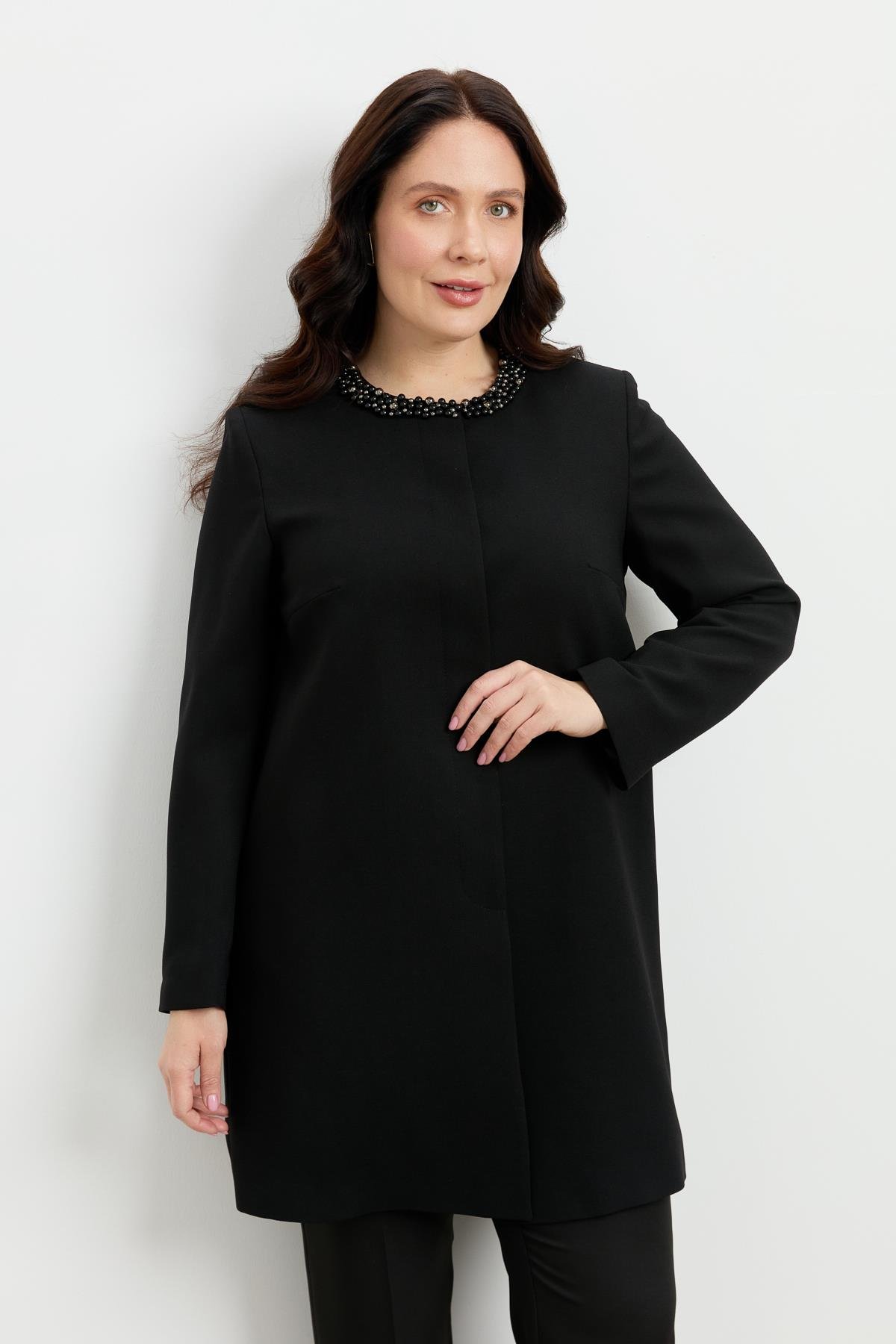 Büyük Beden Yaka Detaylı Ceket-SİYAH