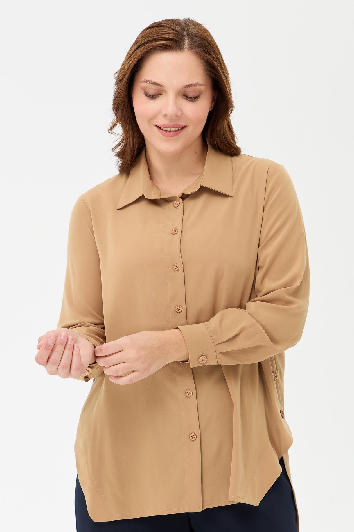 Büyük Beden Yanı Düğmeli Gömlek - CAMEL