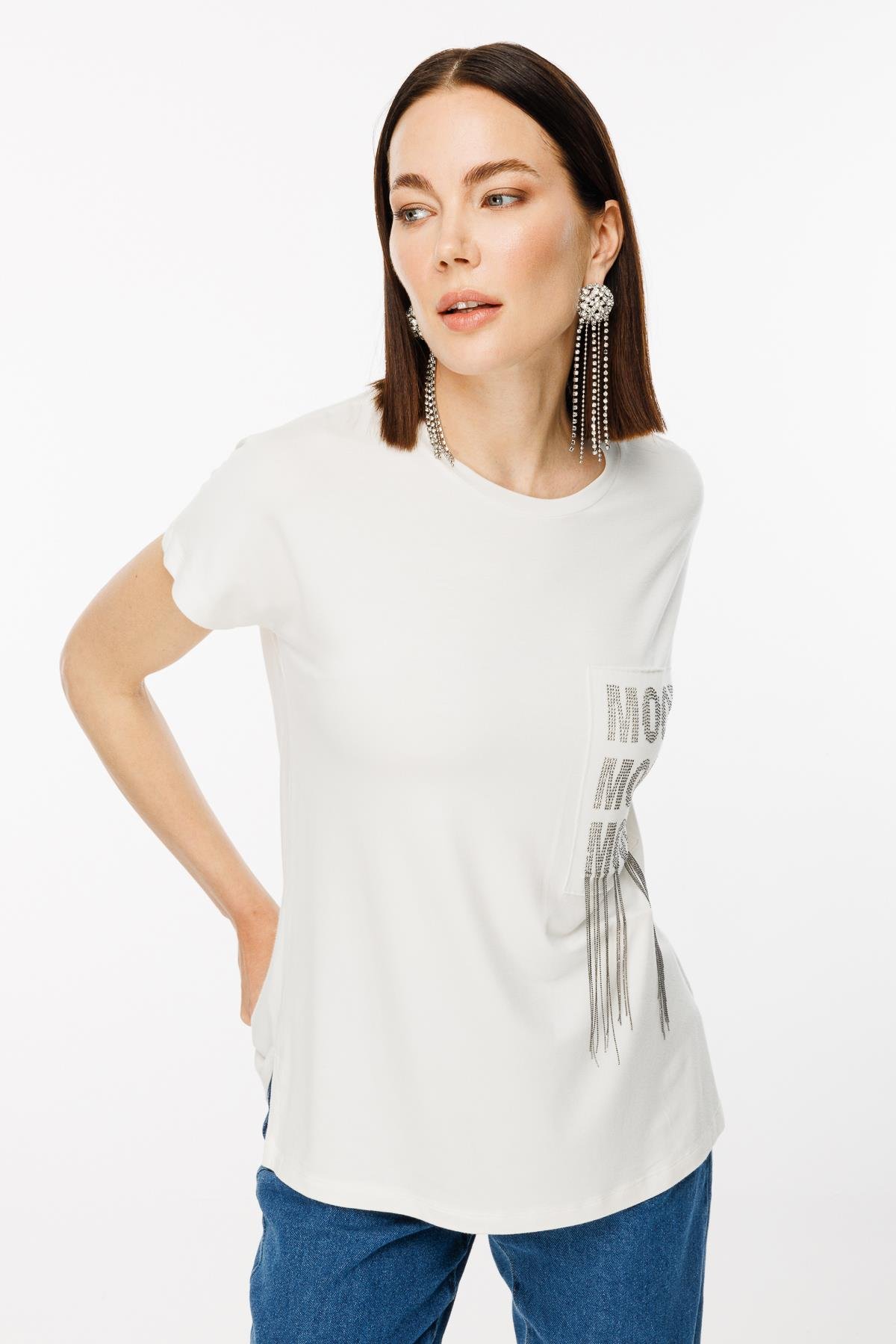 Cebi Baskı Taş ve Zincir Detaylı Tişört - KEMIK