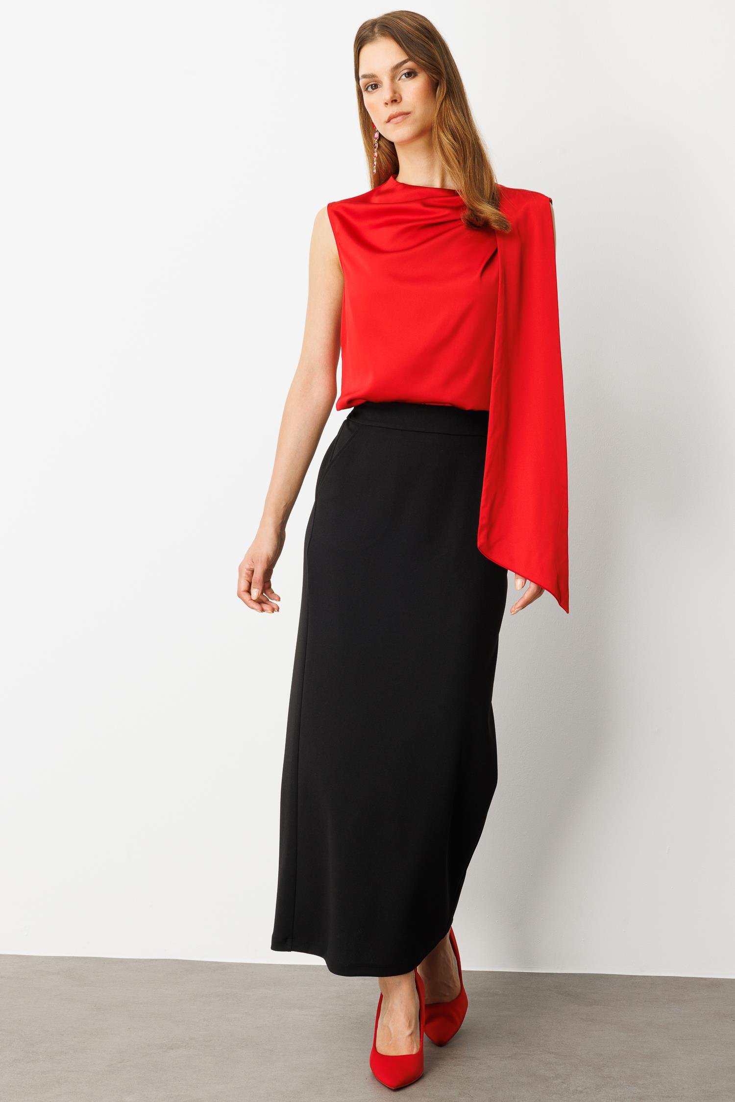 Cep Detay Lastikli Krep Etek-SİYAH