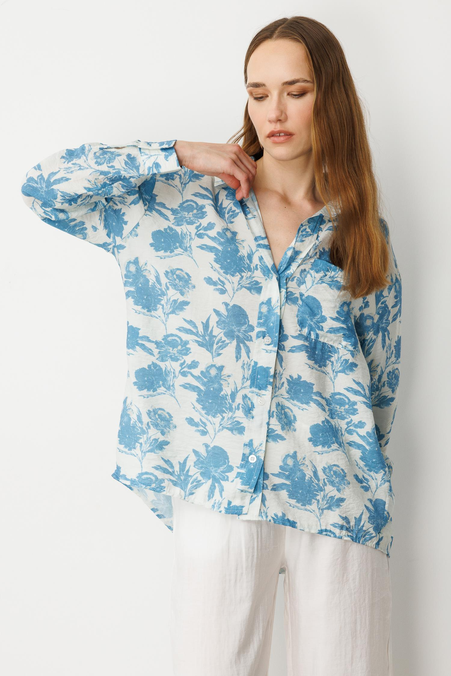 Cep Detaylı Çiçek Baskılı Gömlek-MAVİ