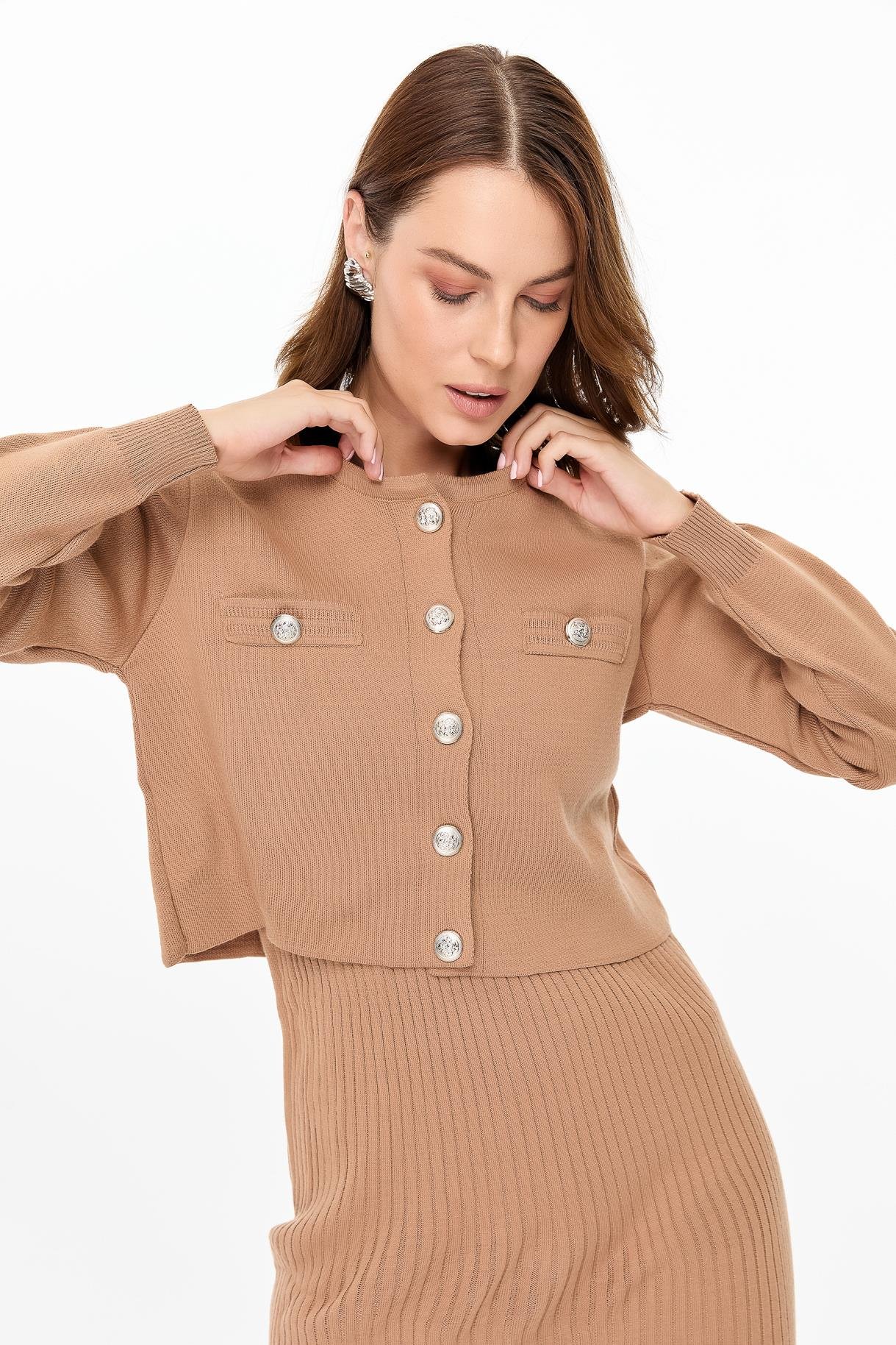 Cepli Ceket ve Triko Elbiseli Takım - CAMEL