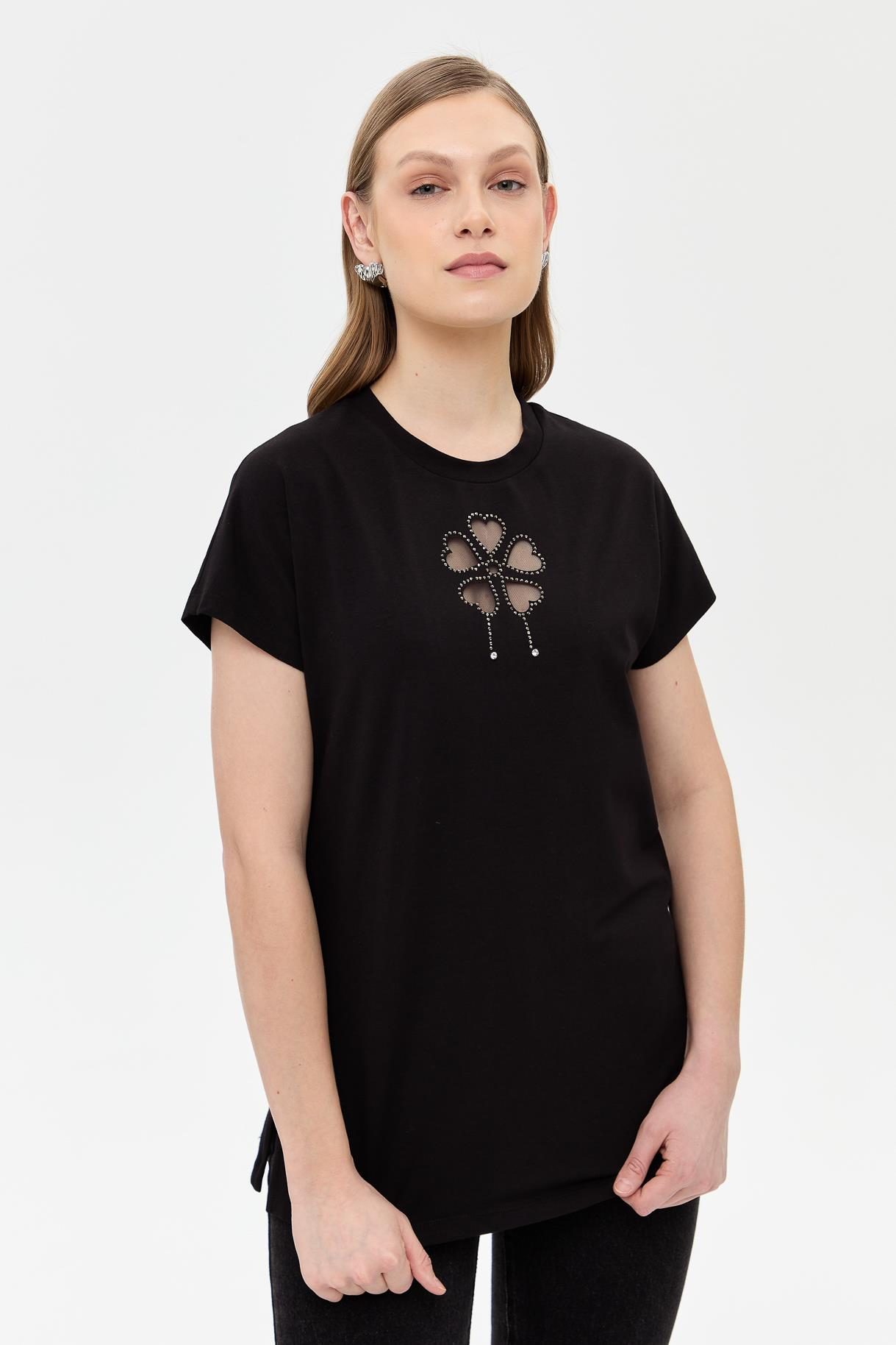 Çiçek Desen Kısa Kol Tişört - SİYAH