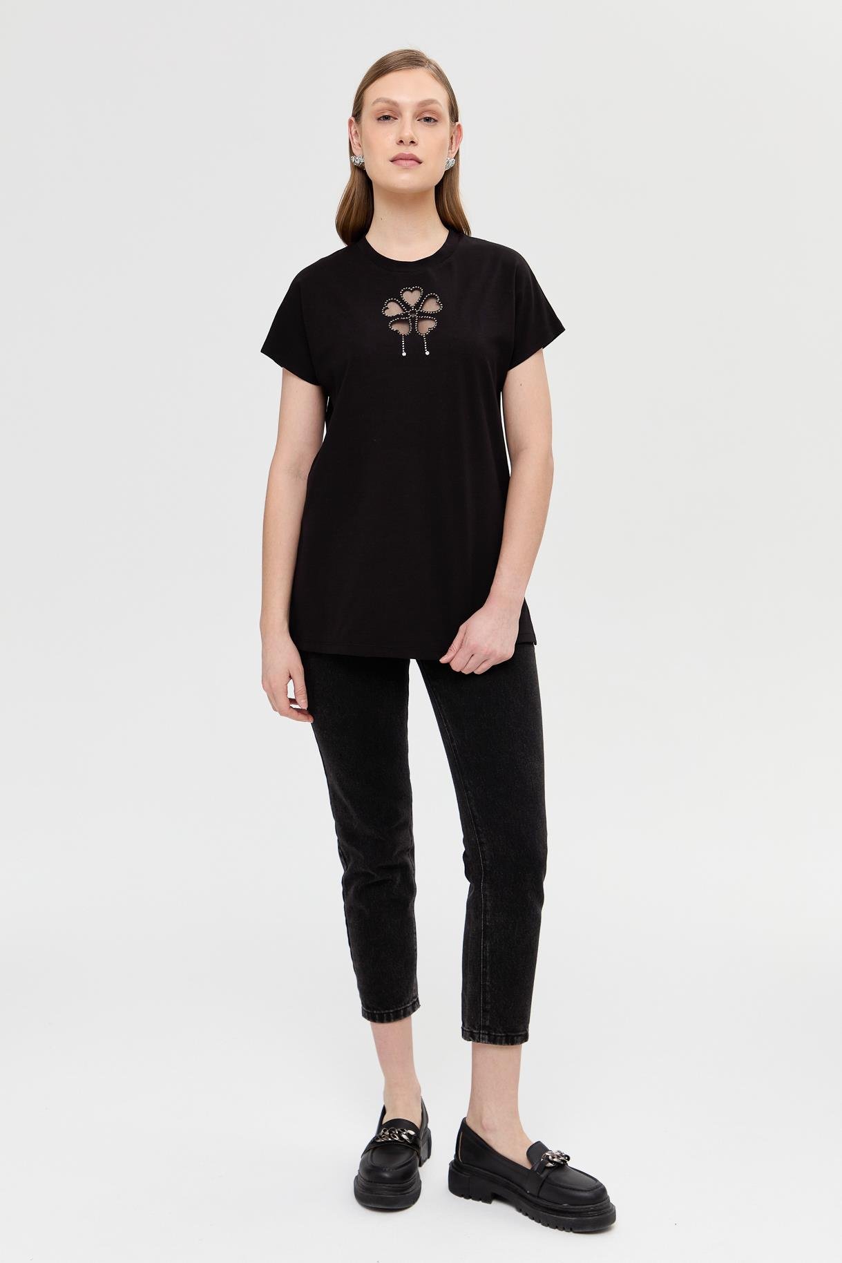 Çiçek Desen Kısa Kol Tişört - SİYAH