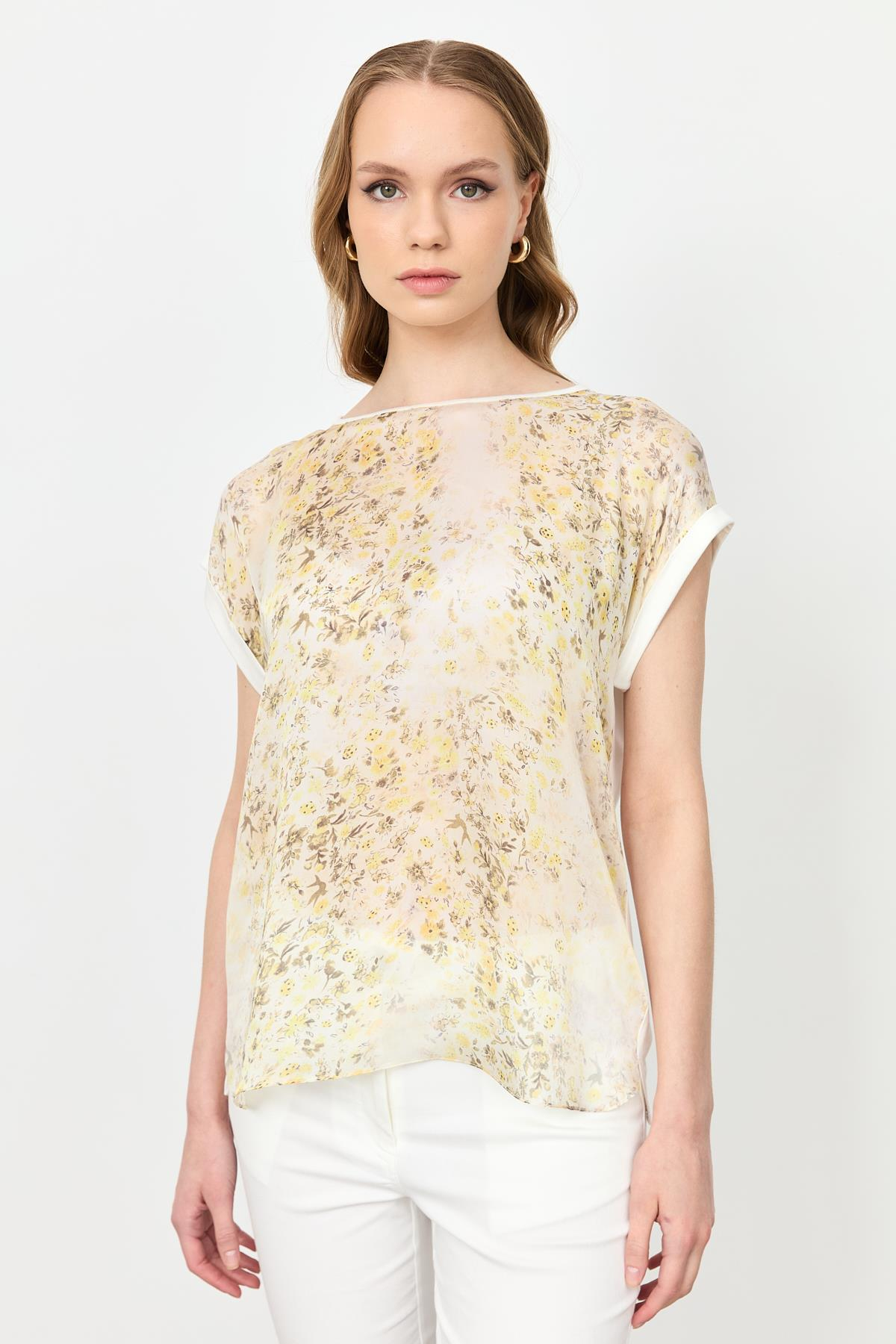 Çiçek Desen Şifon Bluz-SARI