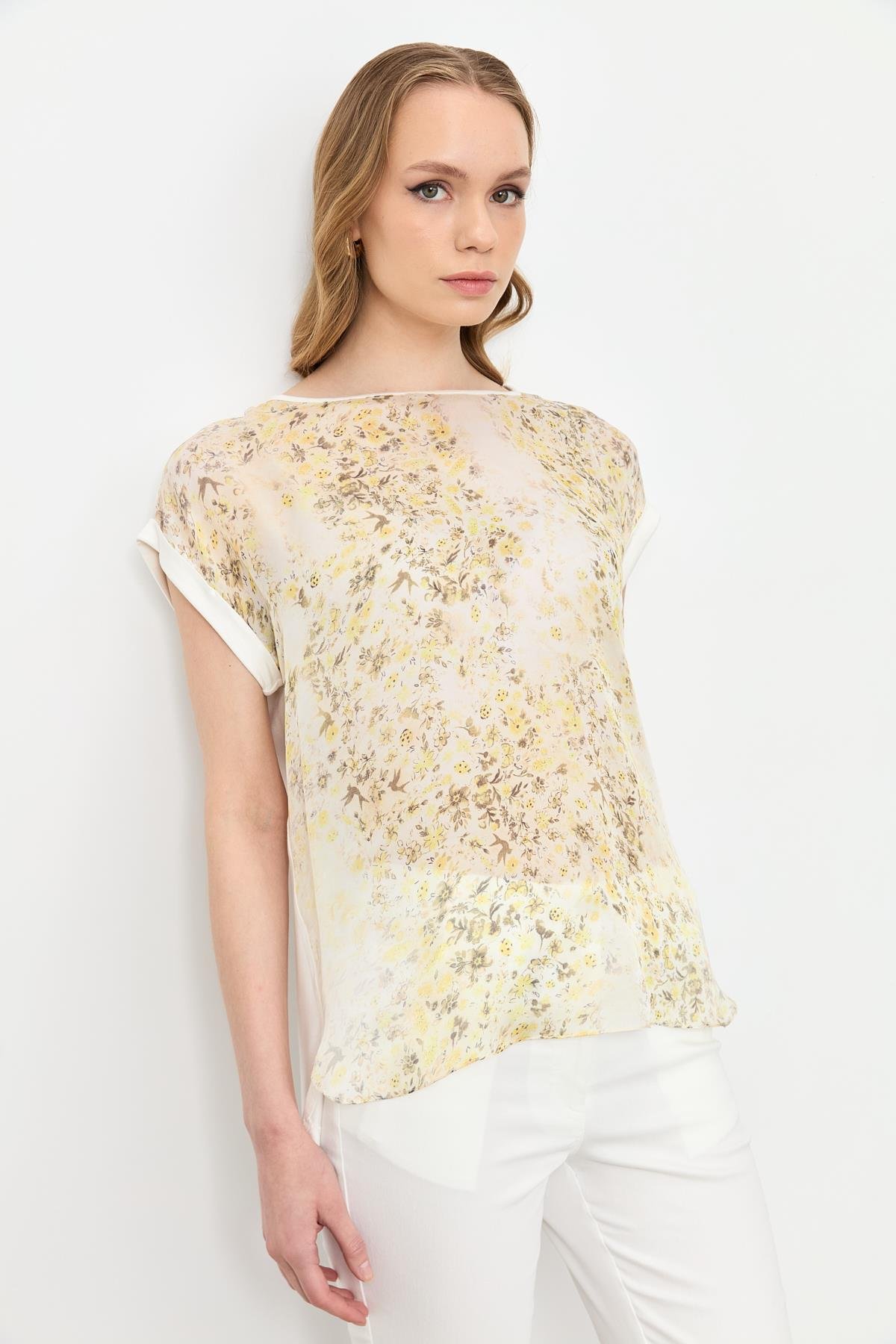 Çiçek Desen Şifon Bluz-SARI