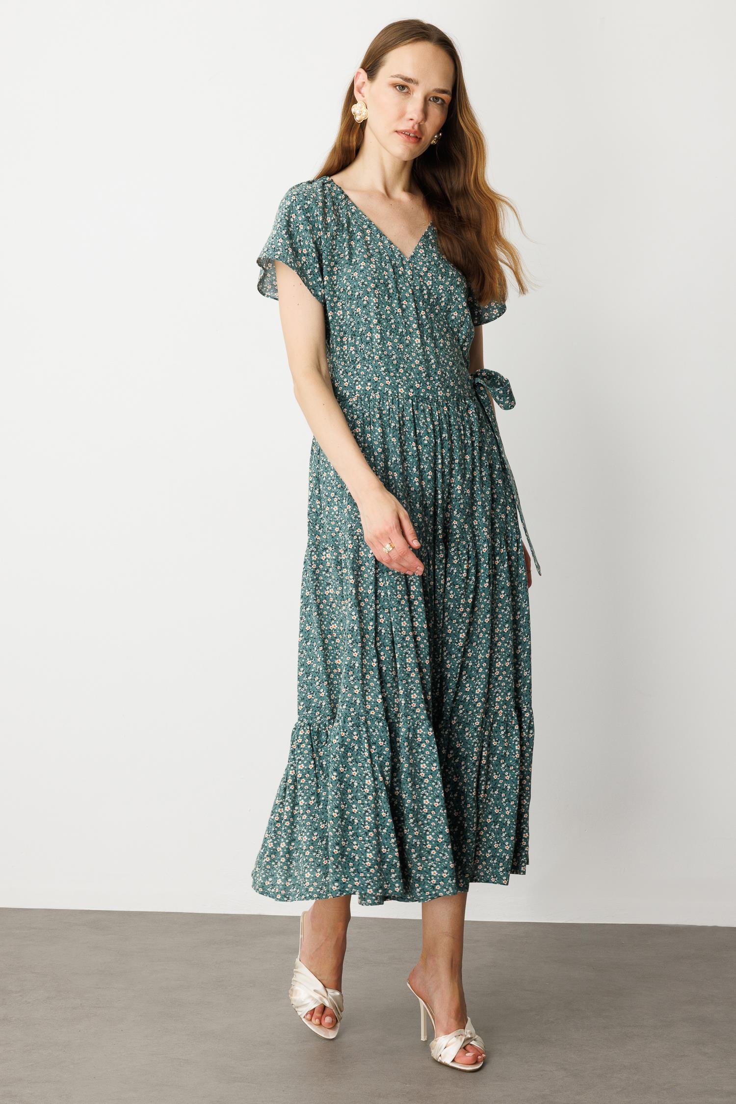 Çiçek Desenli Kruvaze Yaka Uzun Elbise-YEŞİL