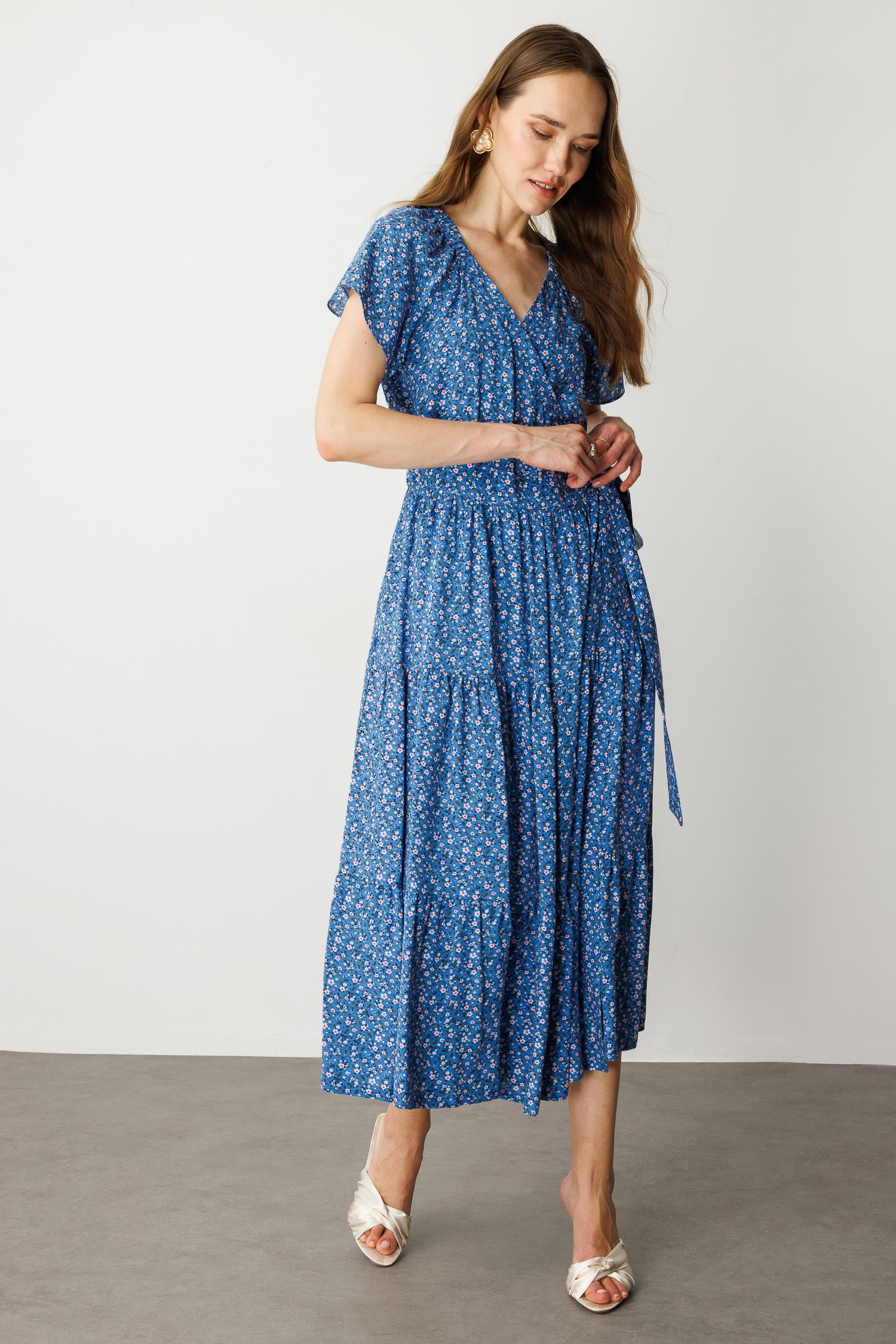 Çiçek Desenli Kruvaze Yaka Uzun Elbise-MAVİ