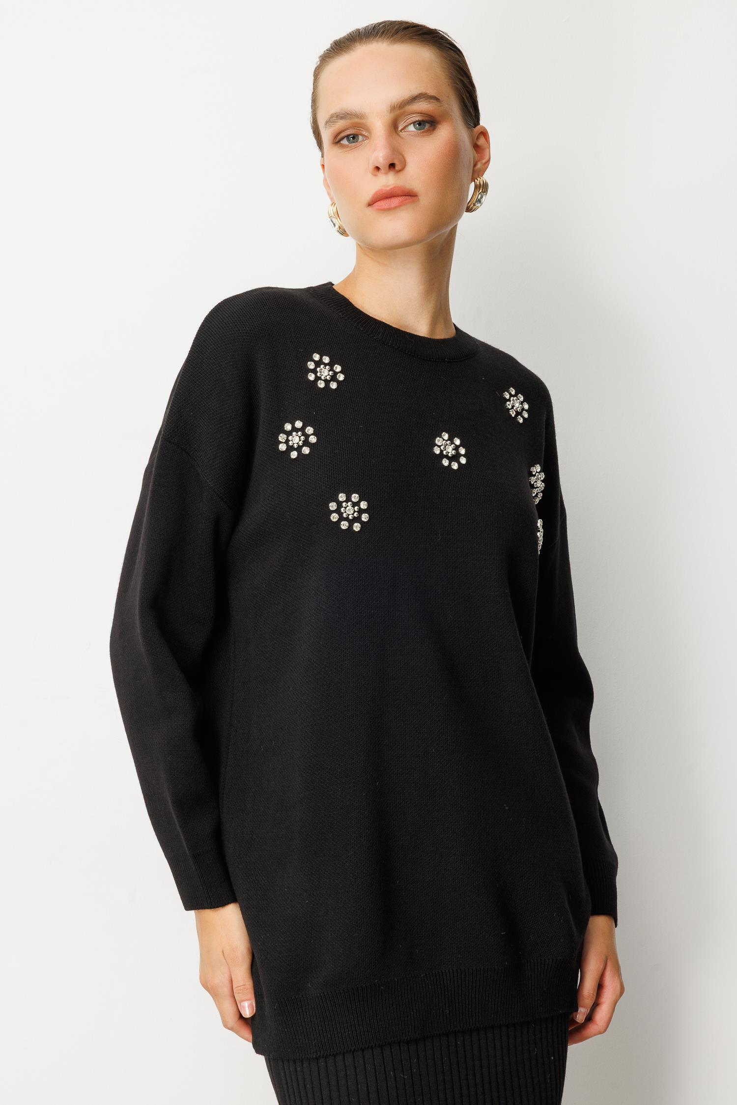 Çiçek Taş Detaylı Triko Tunik Kazak-SİYAH