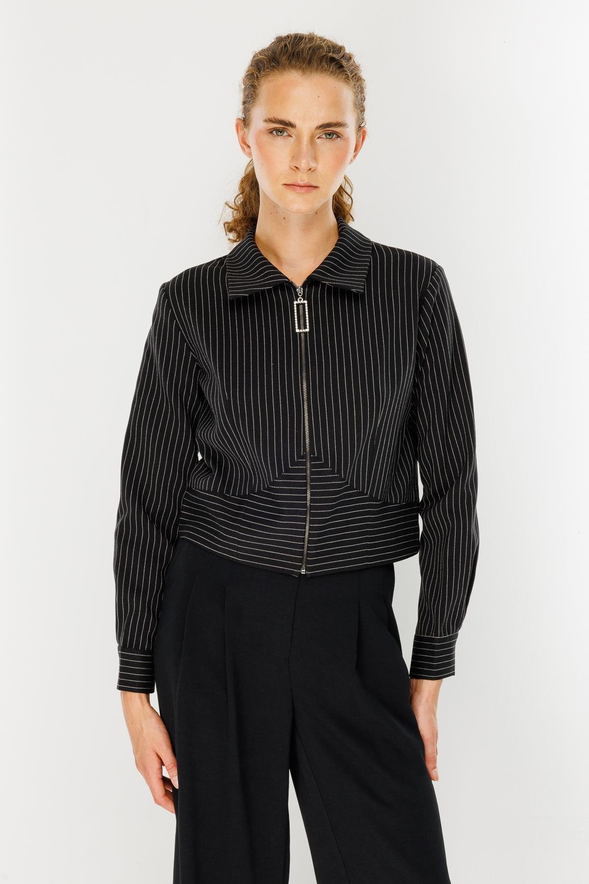 Çizgili Fermuarlı Kısa Bluz - SİYAH
