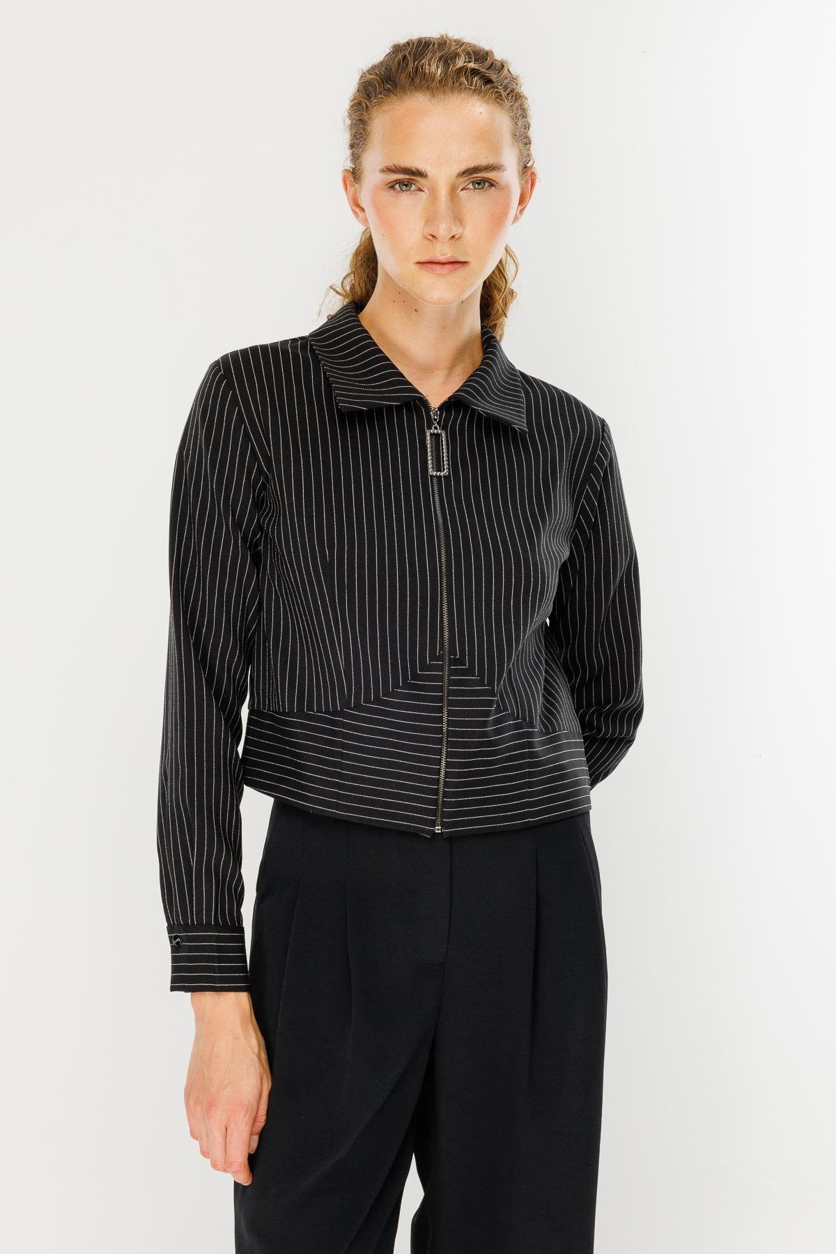 Çizgili Fermuarlı Kısa Bluz - SİYAH
