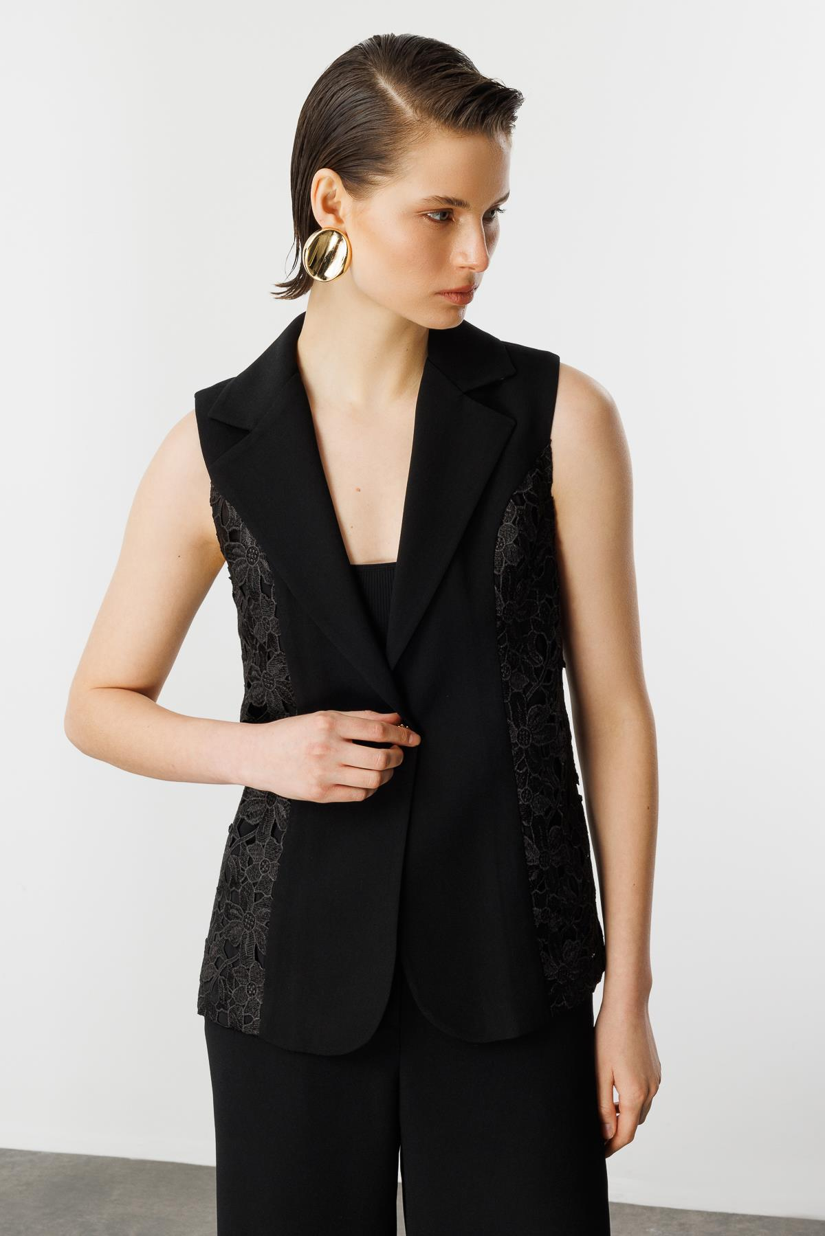 Dantel Detay Yelek-SİYAH