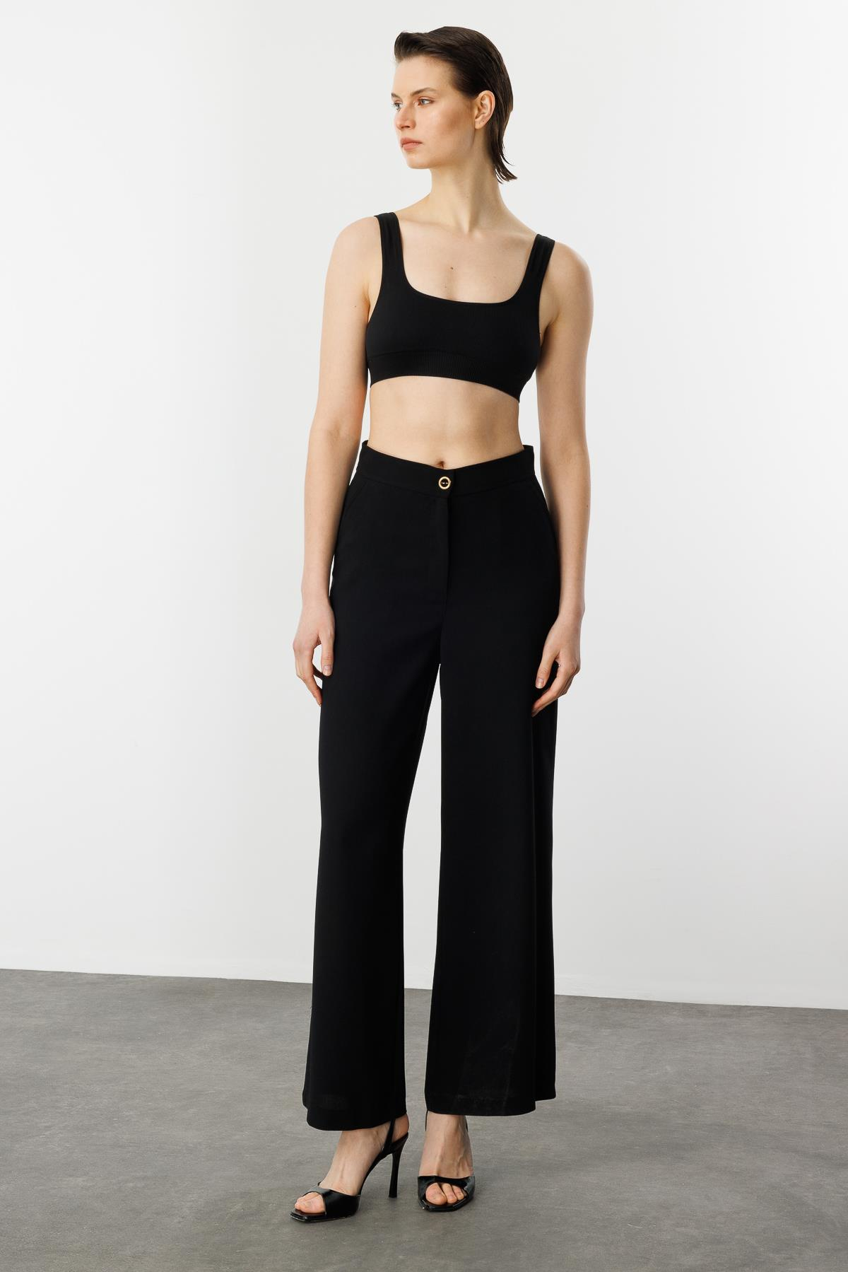 Düğme Detay Krep Pantolon-SİYAH