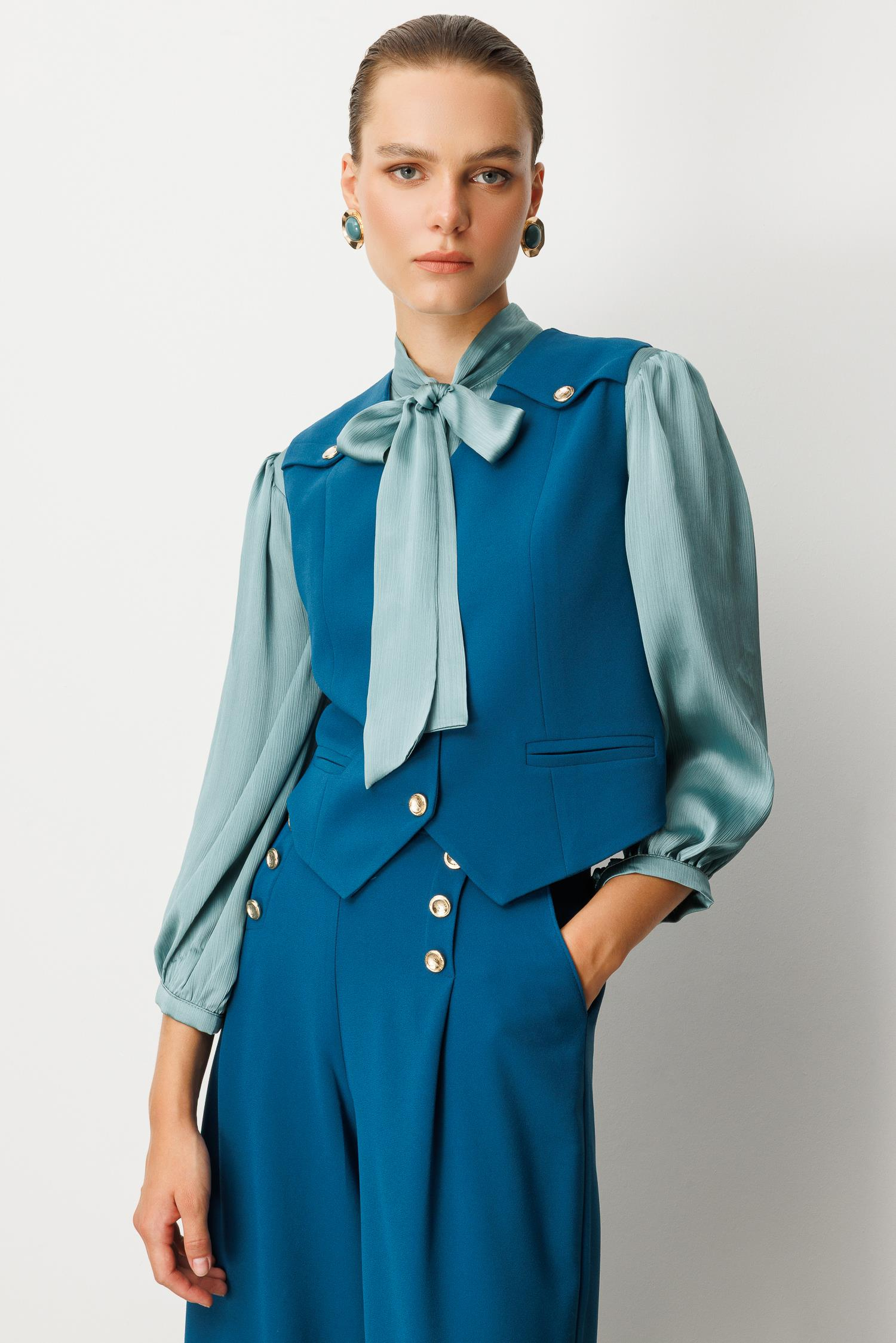 Düğme Detaylı Krep Kumaş Yelek-PETROL