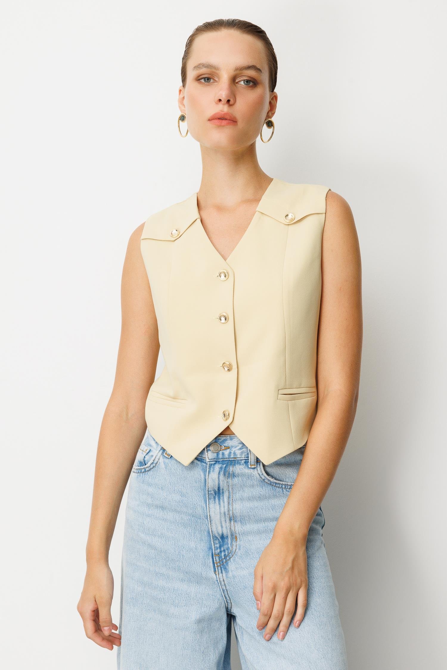 Düğme Detaylı Krep Kumaş Yelek-SARI