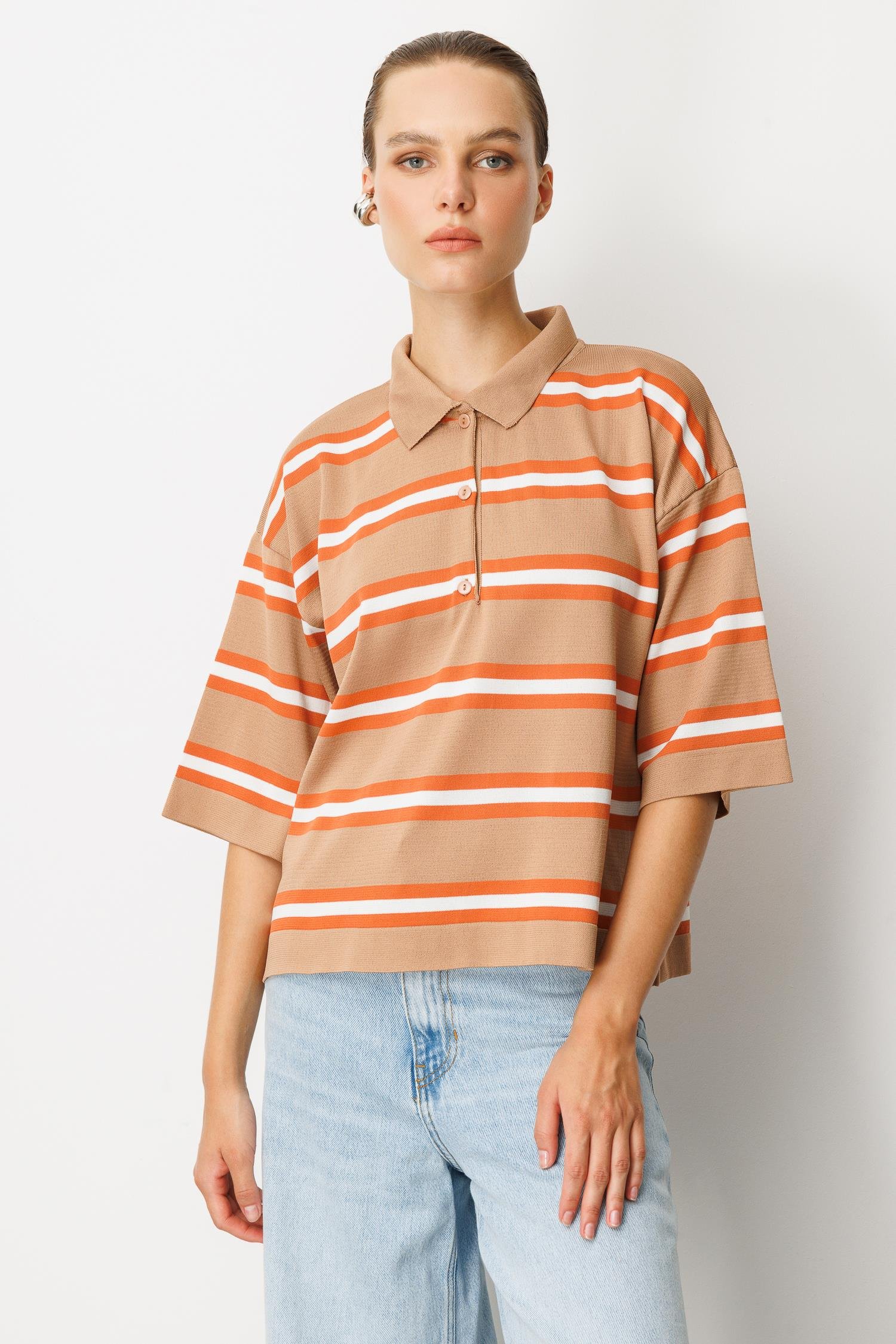 Düğme Detaylı Truvakar Kol Triko Kazak-KARAMEL