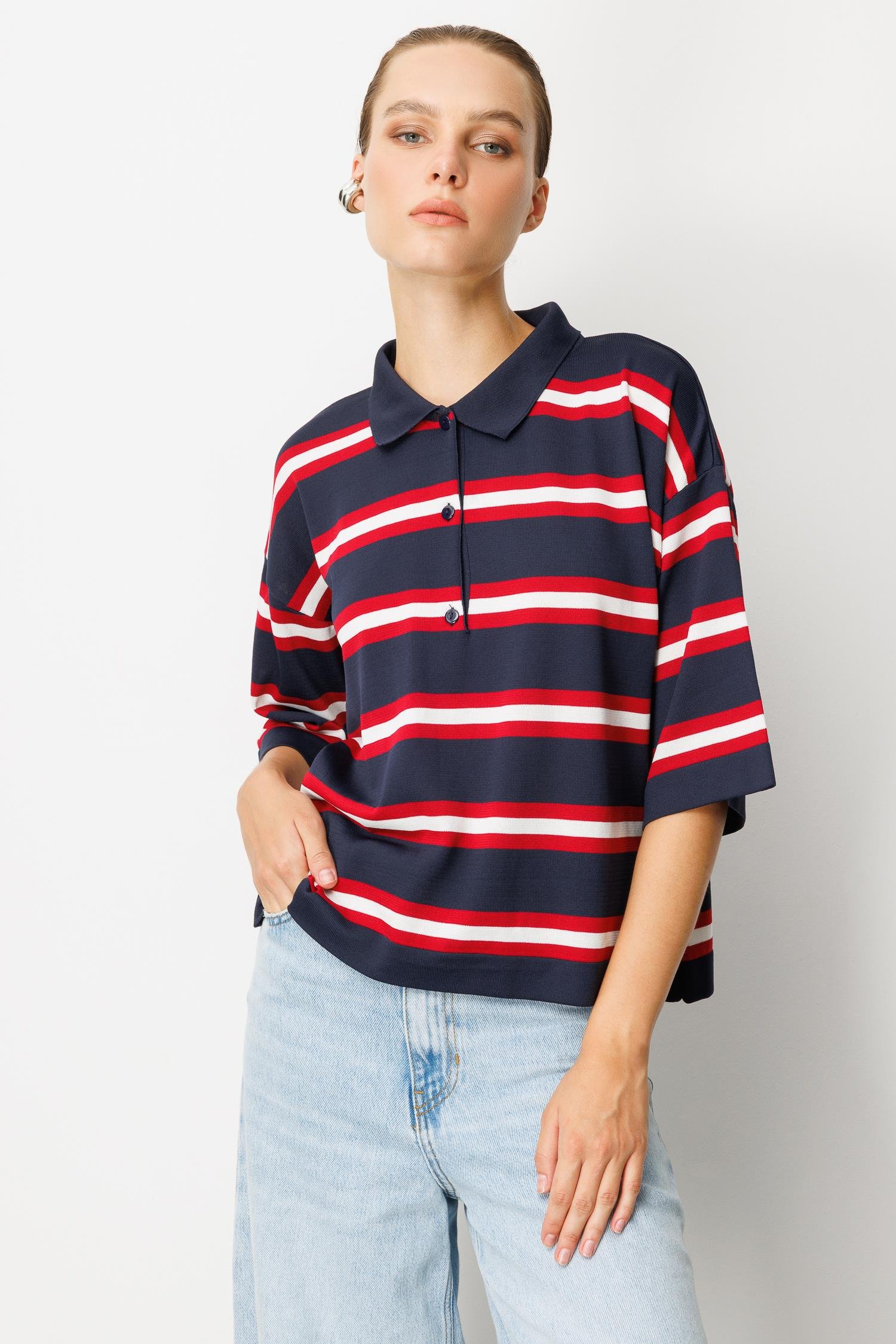 Düğme Detaylı Truvakar Kol Triko Kazak-LACI