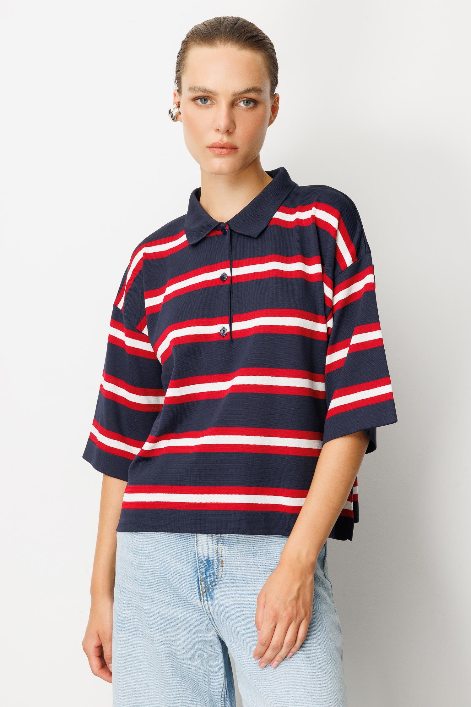 Düğme Detaylı Truvakar Kol Triko Kazak-LACI