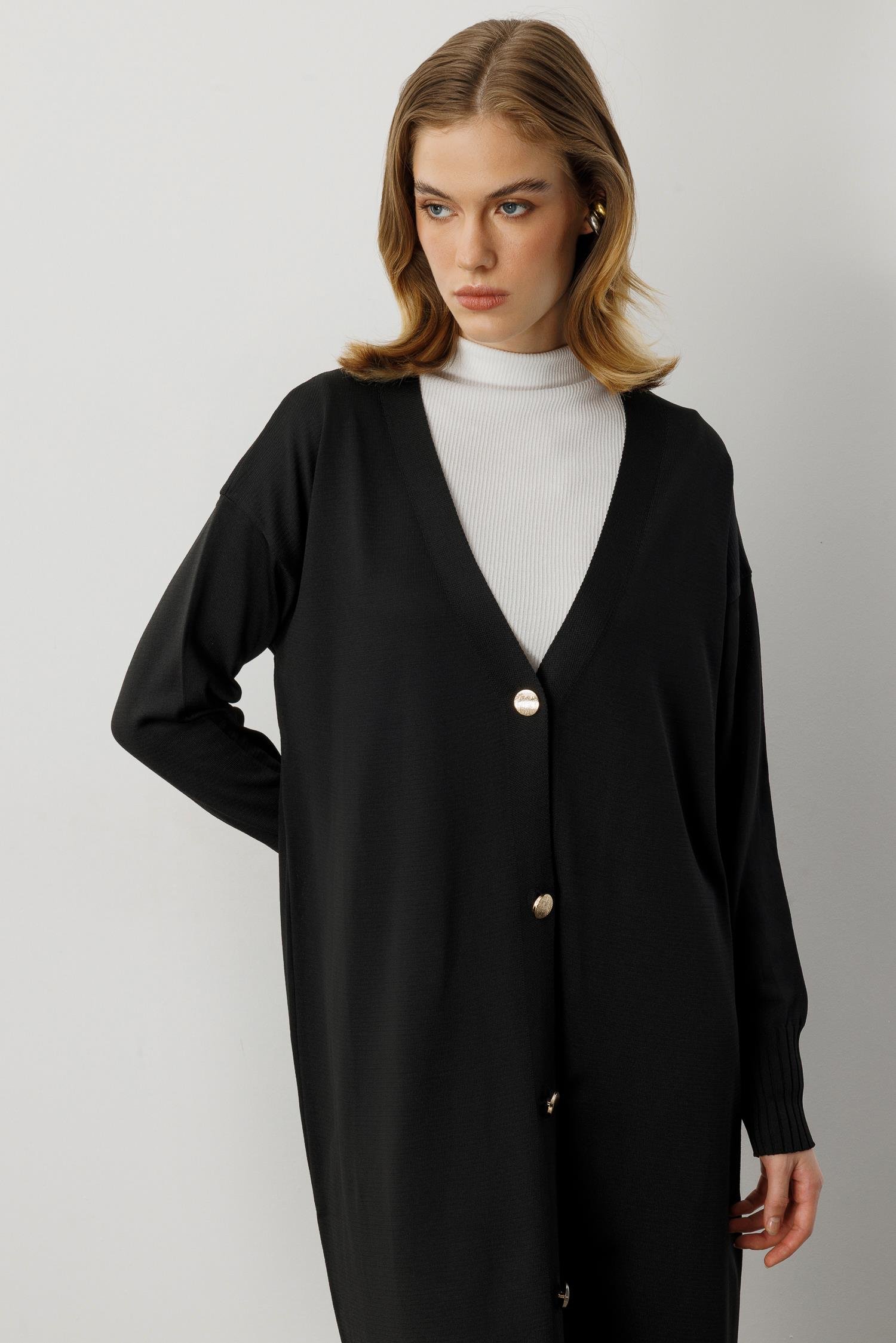 Düğme Detaylı Uzun Triko Hırka-SİYAH