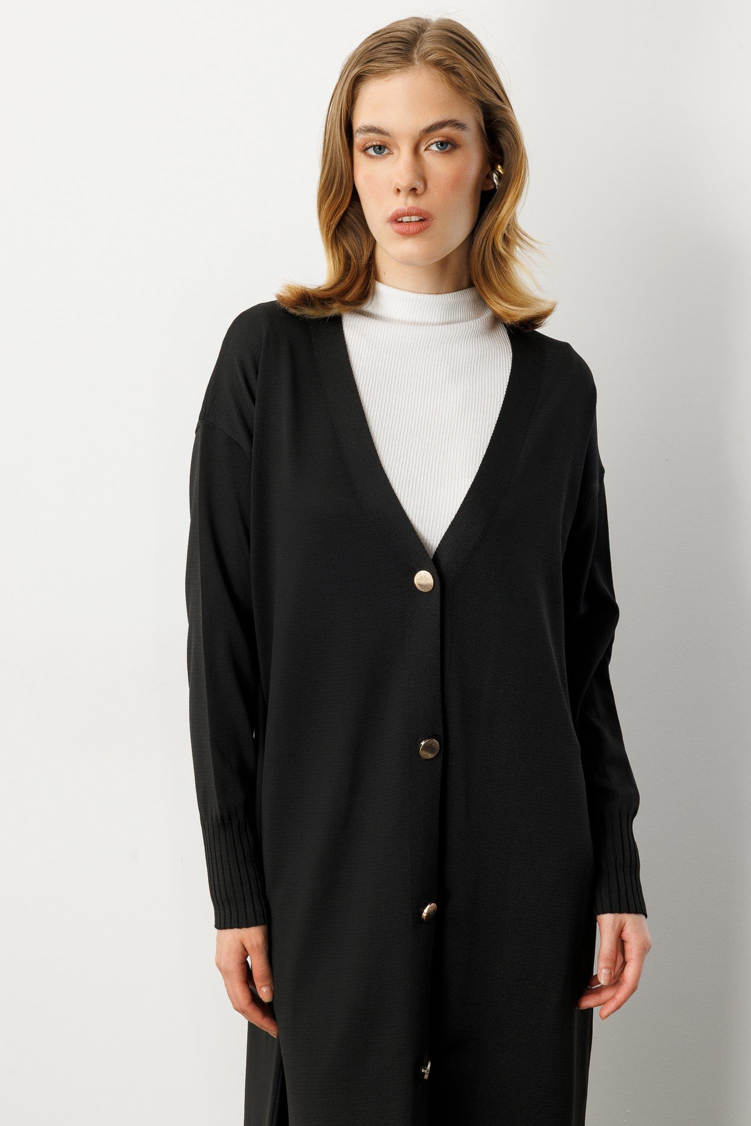 Düğme Detaylı Uzun Triko Hırka-SİYAH