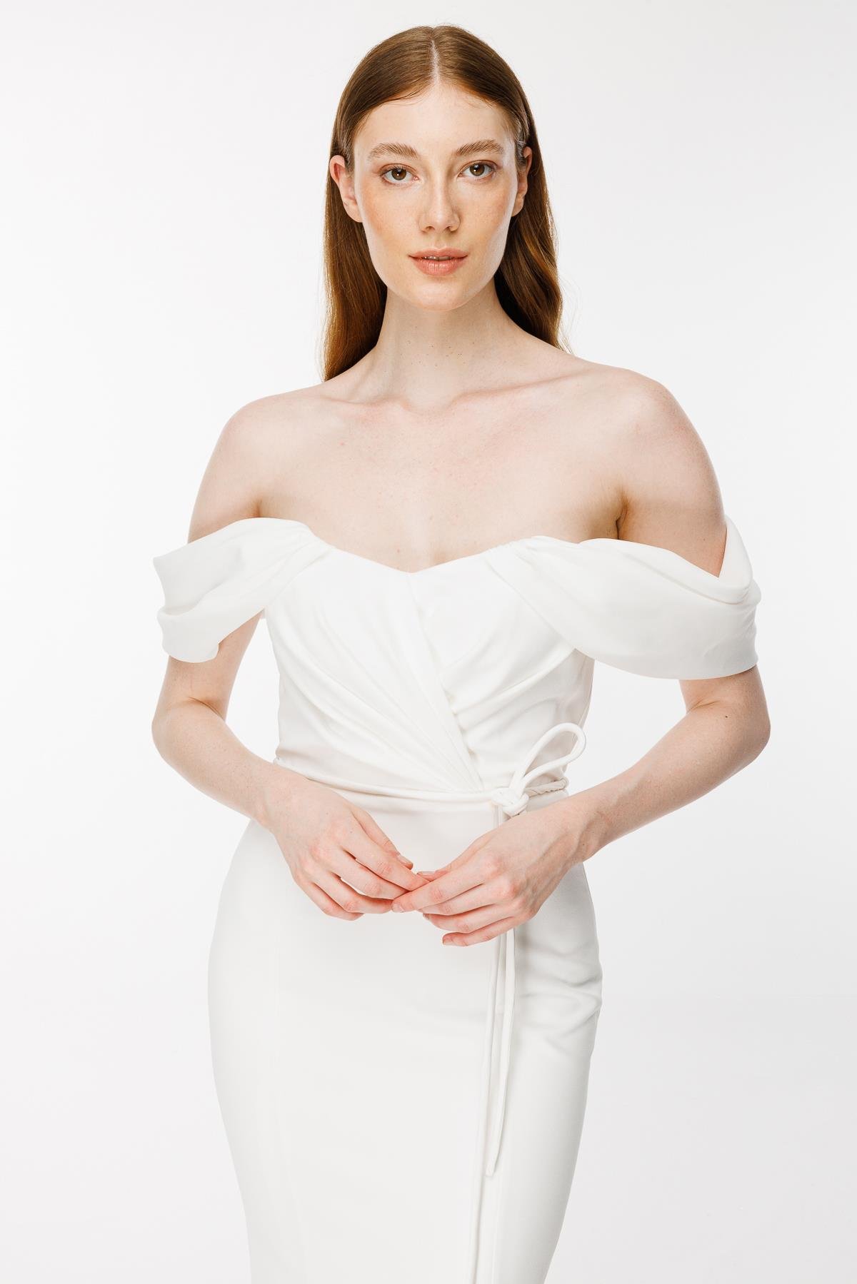 Düşük Kol Drape Detaylı Krep Abiye - EKRU