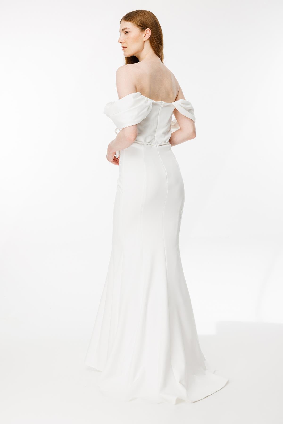 Düşük Kol Drape Detaylı Krep Abiye - EKRU